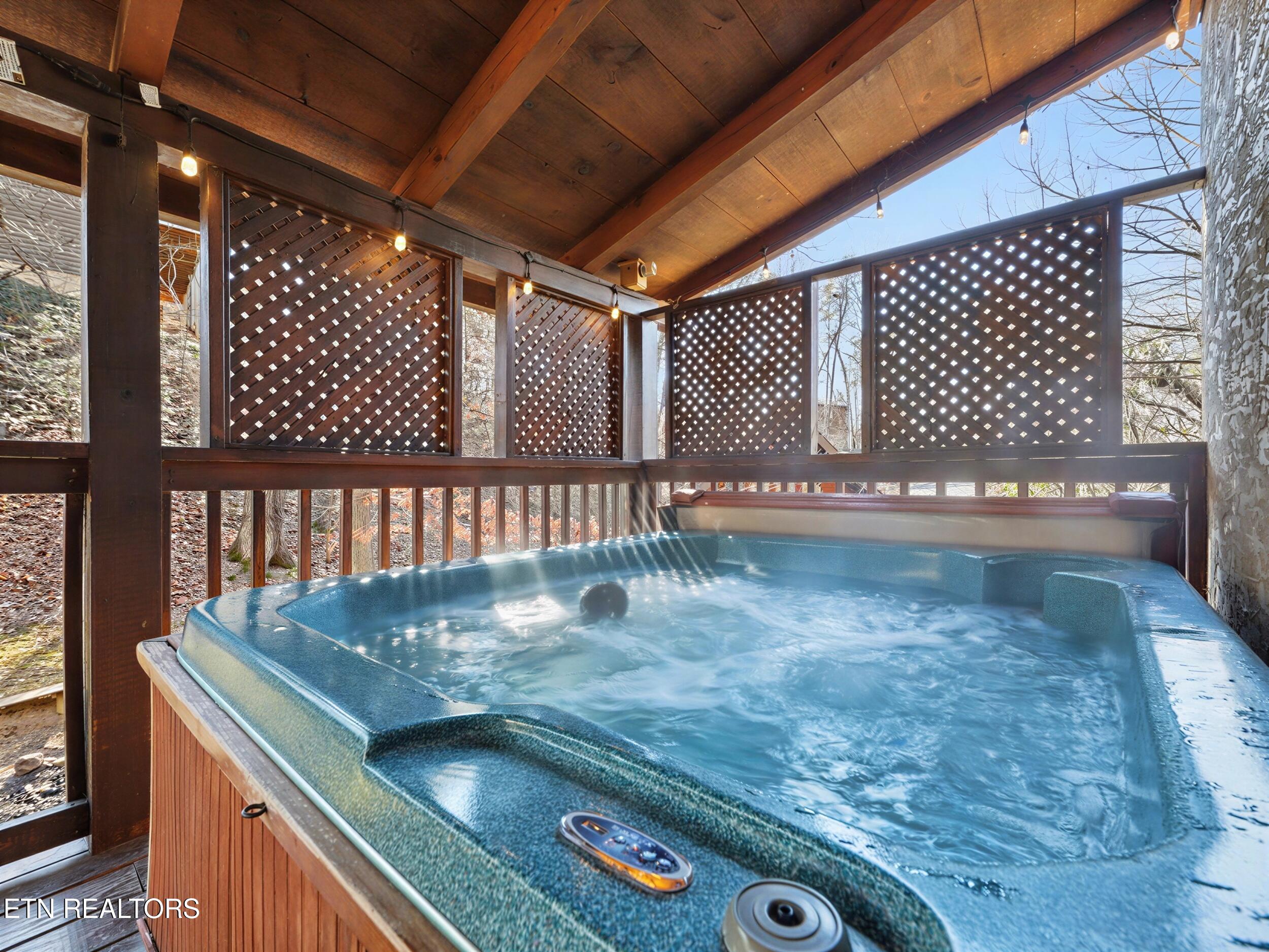 952 Iron Mountain Road Sevierville TN 37863