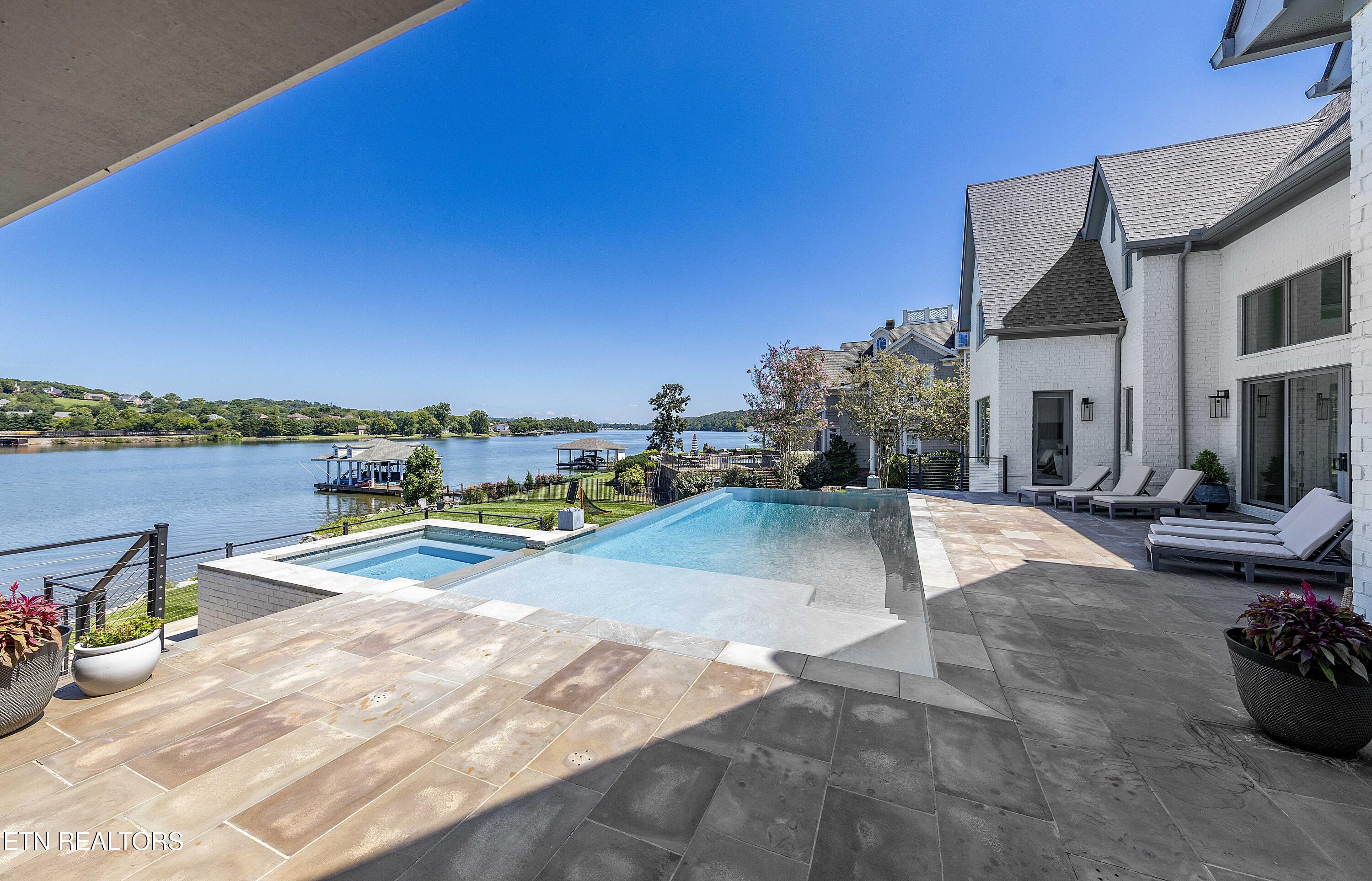 1421 Charlottesville Boulevard Knoxville TN 37922