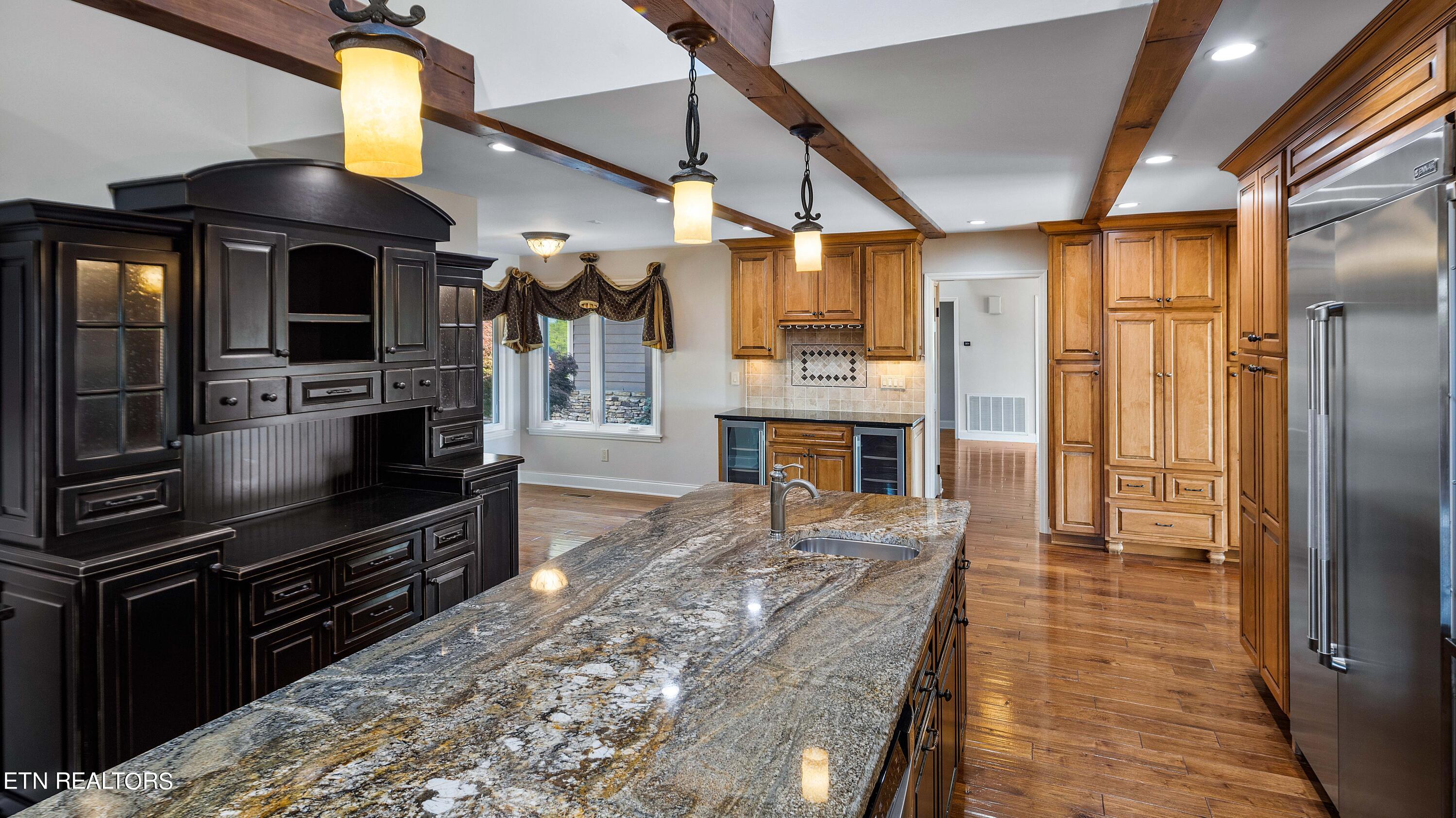 753 Gates Lane Kodak TN 37764