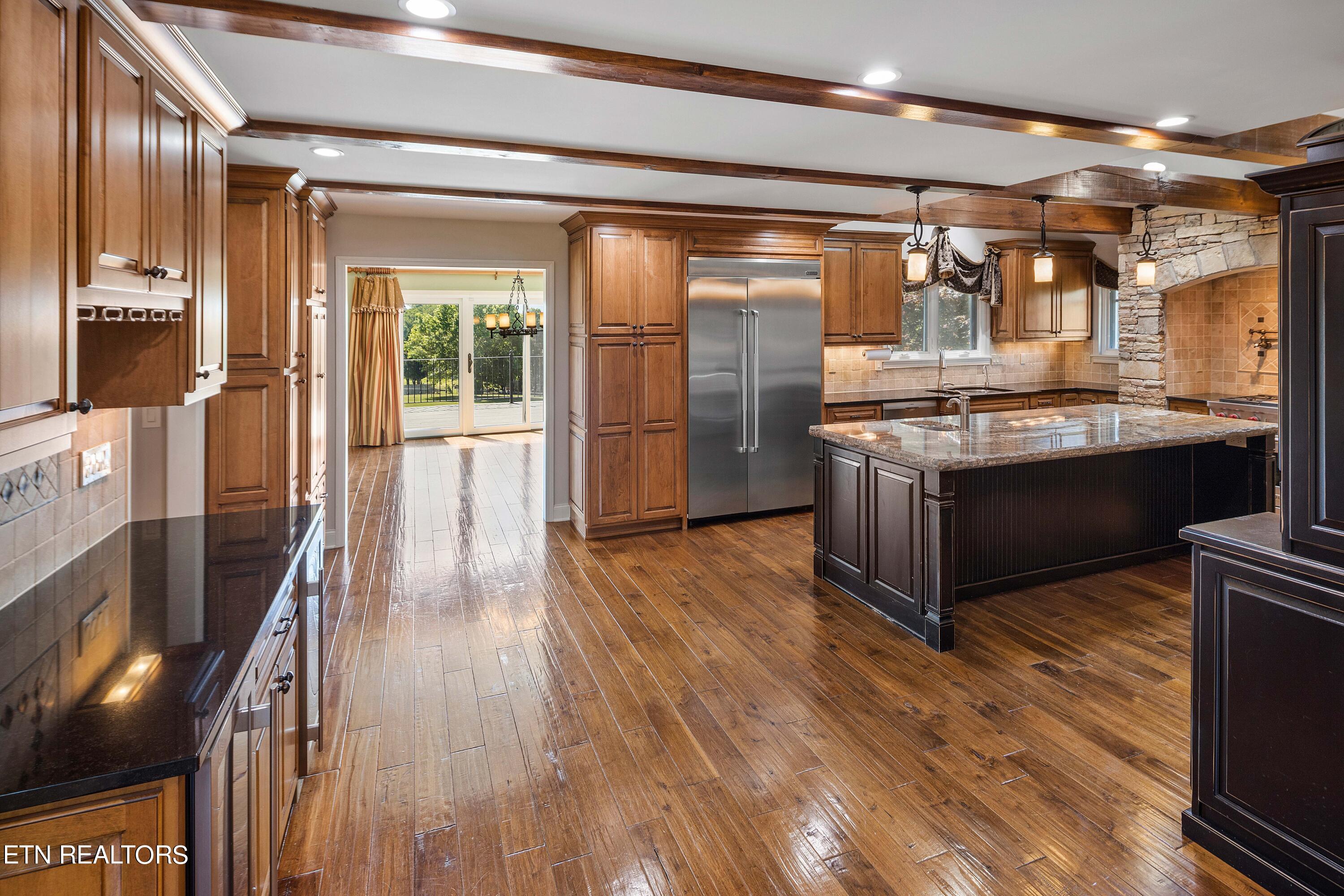 753 Gates Lane Kodak TN 37764