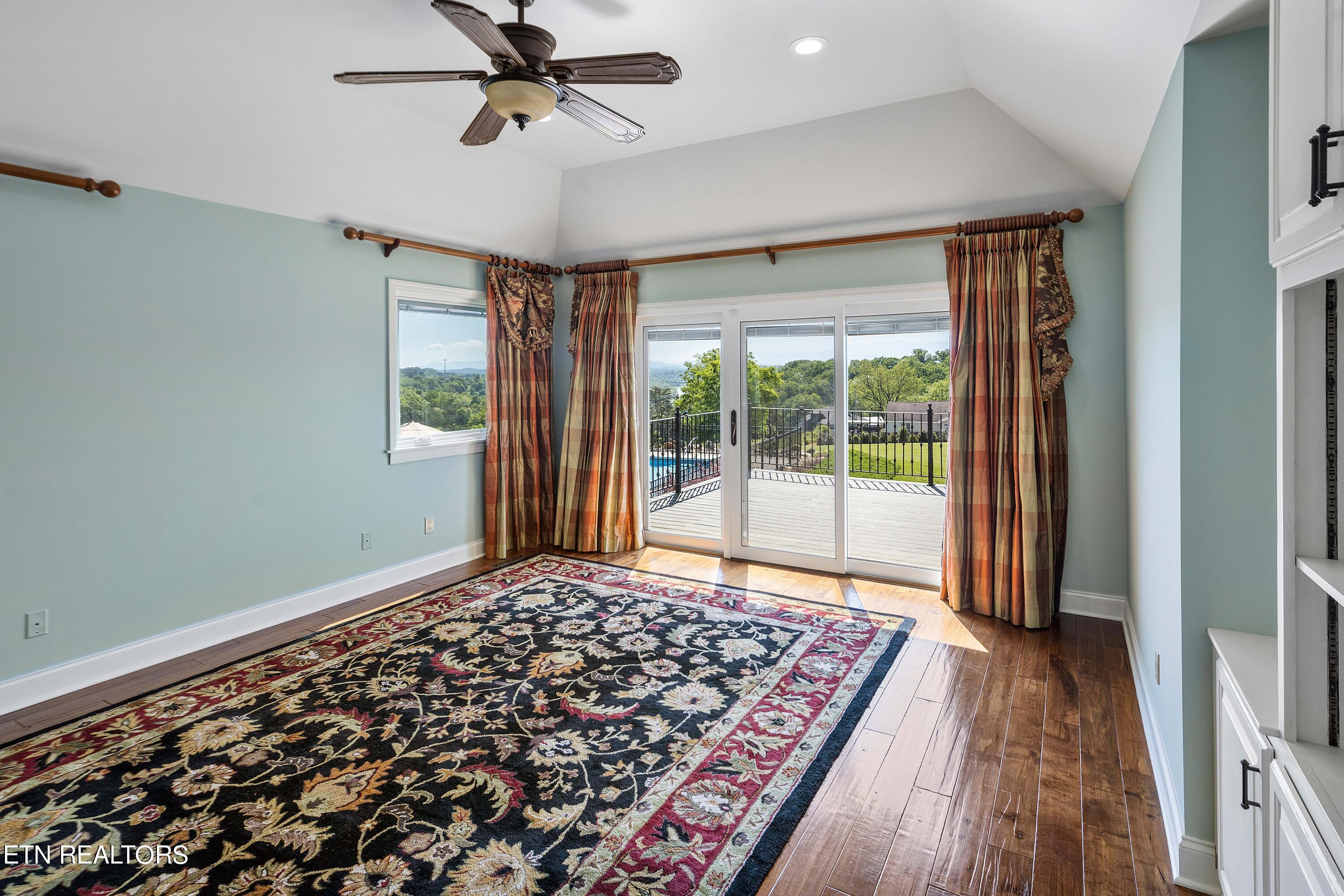753 Gates Lane Kodak TN 37764