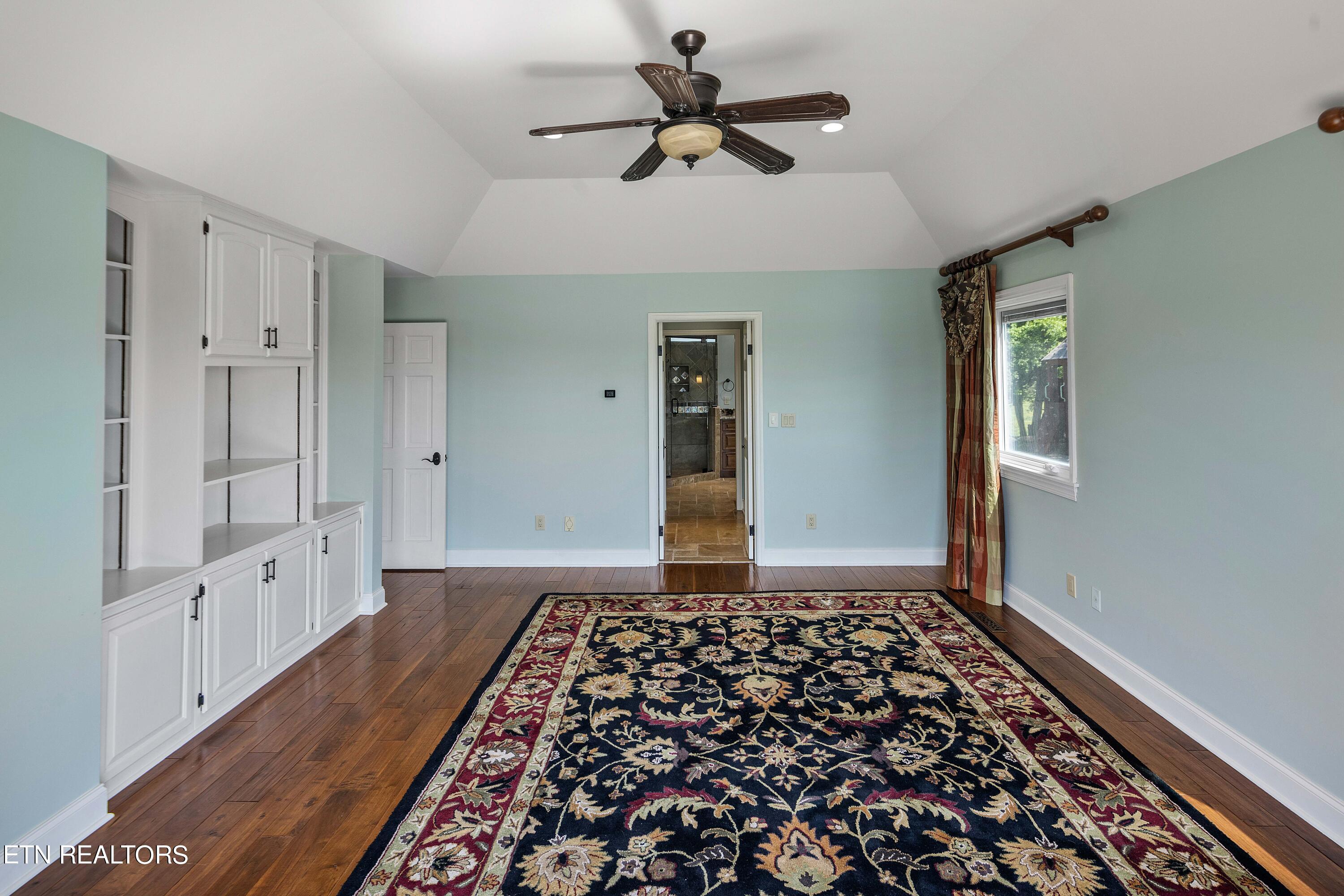 753 Gates Lane Kodak TN 37764
