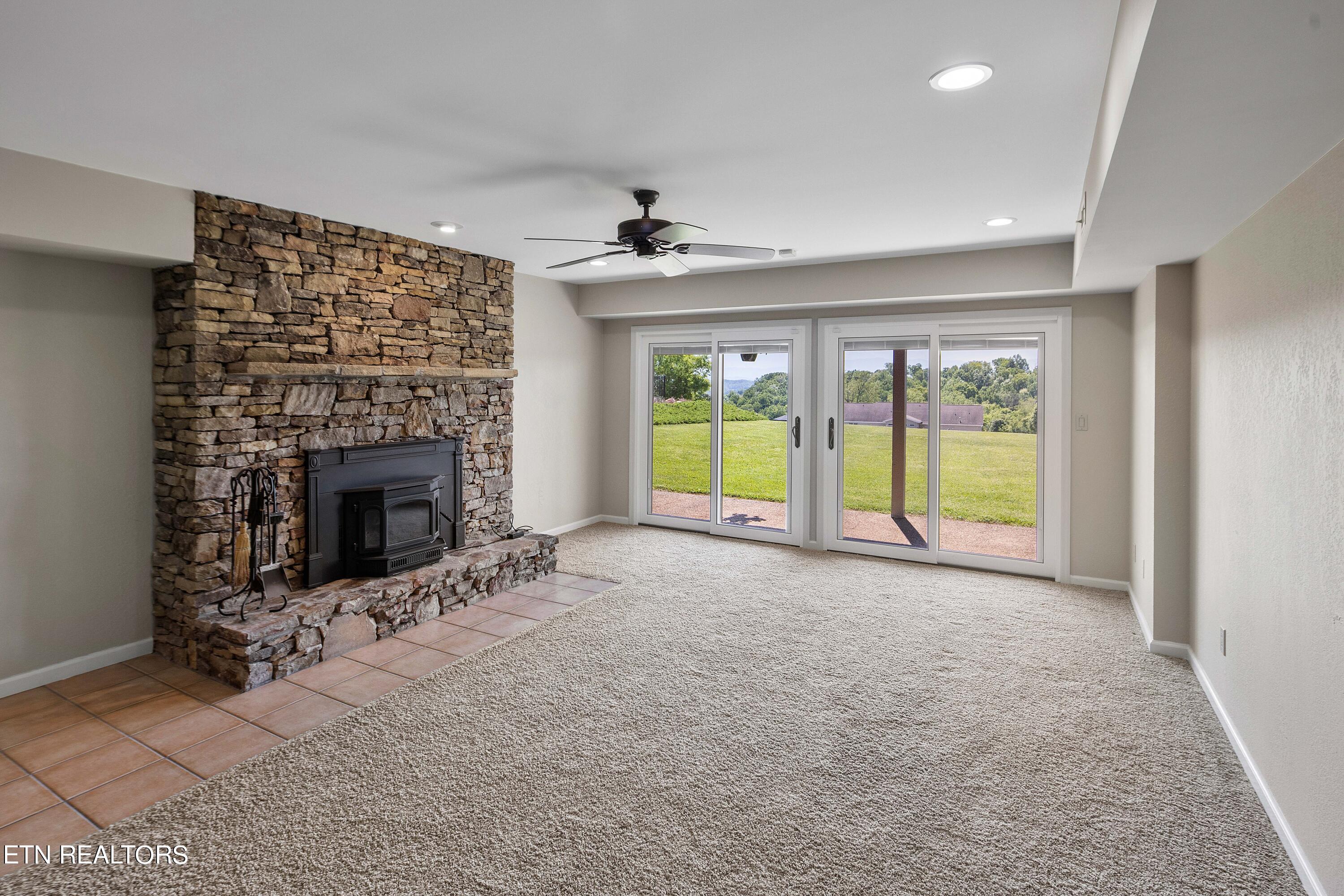 753 Gates Lane Kodak TN 37764