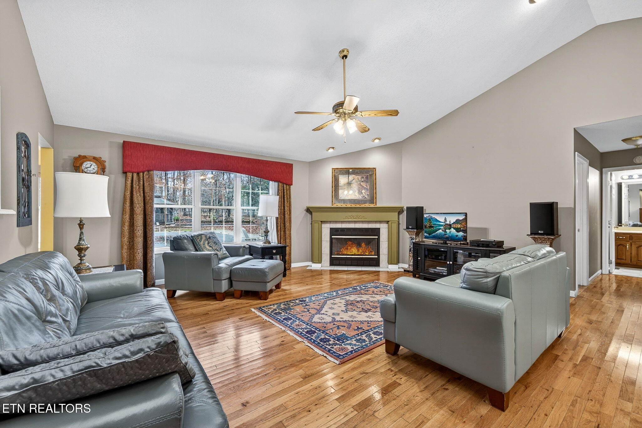 1048 Forest Drive Crossville TN 38555