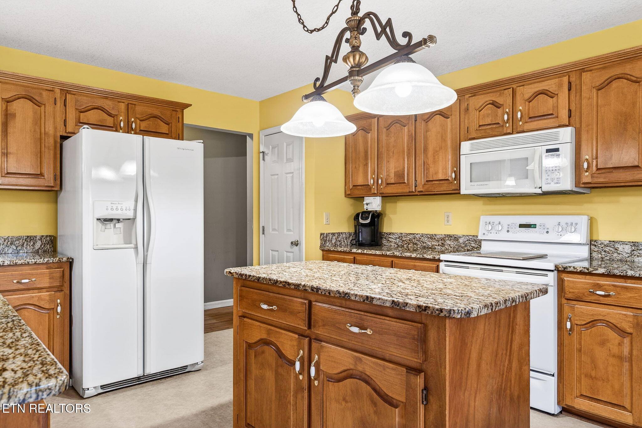1048 Forest Drive Crossville TN 38555