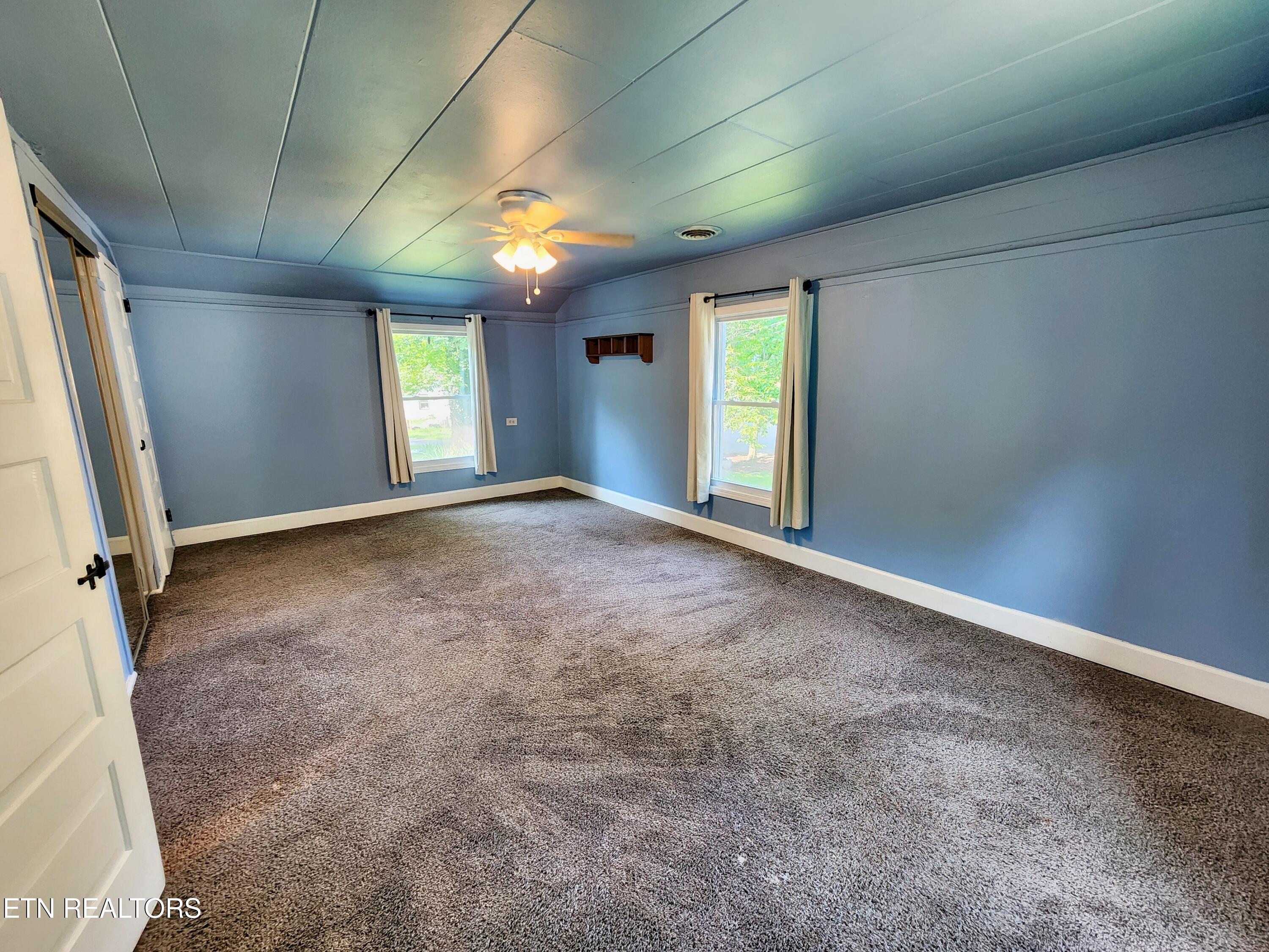 224 Oak Road Norris TN 37828