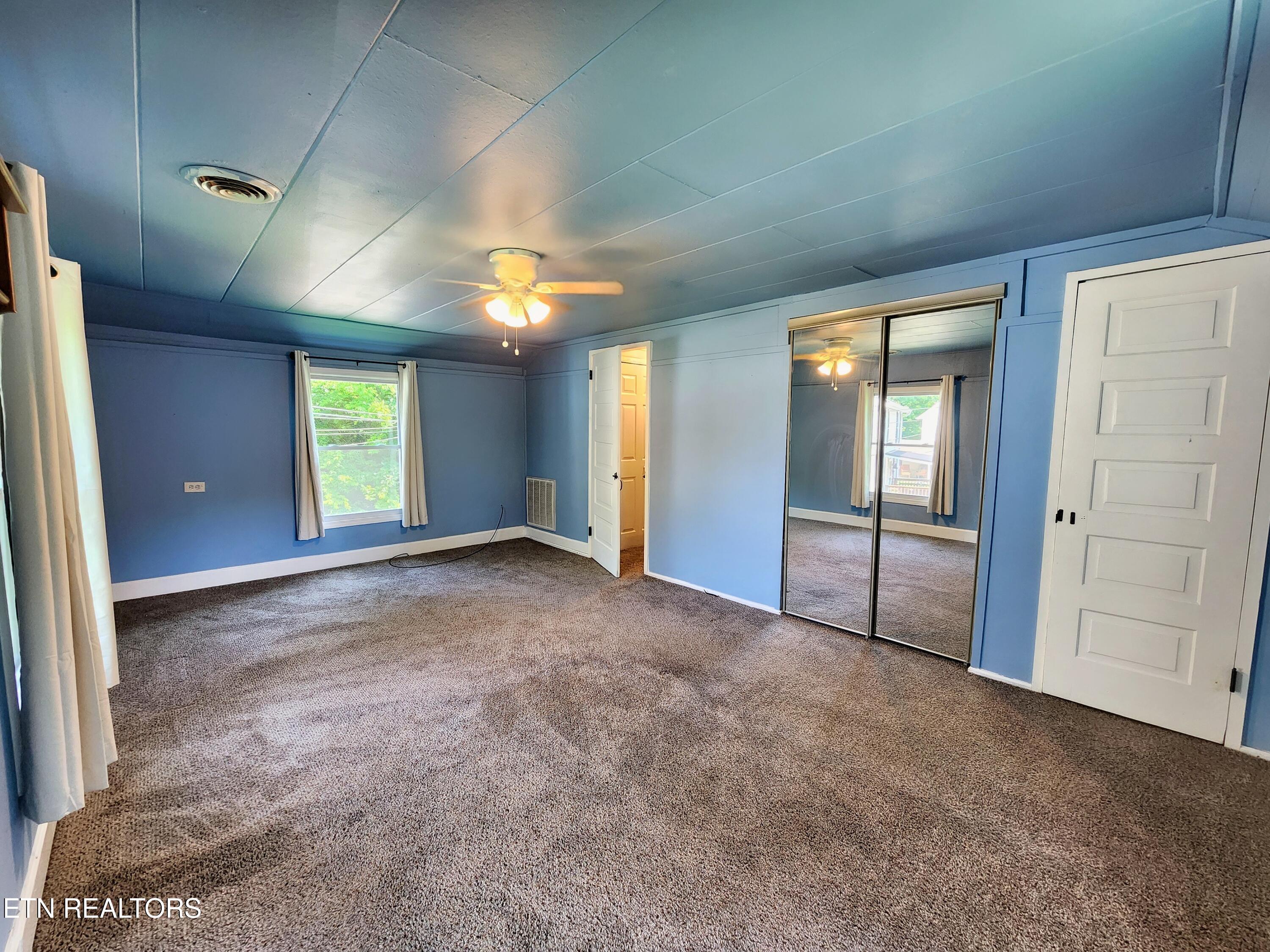 224 Oak Road Norris TN 37828