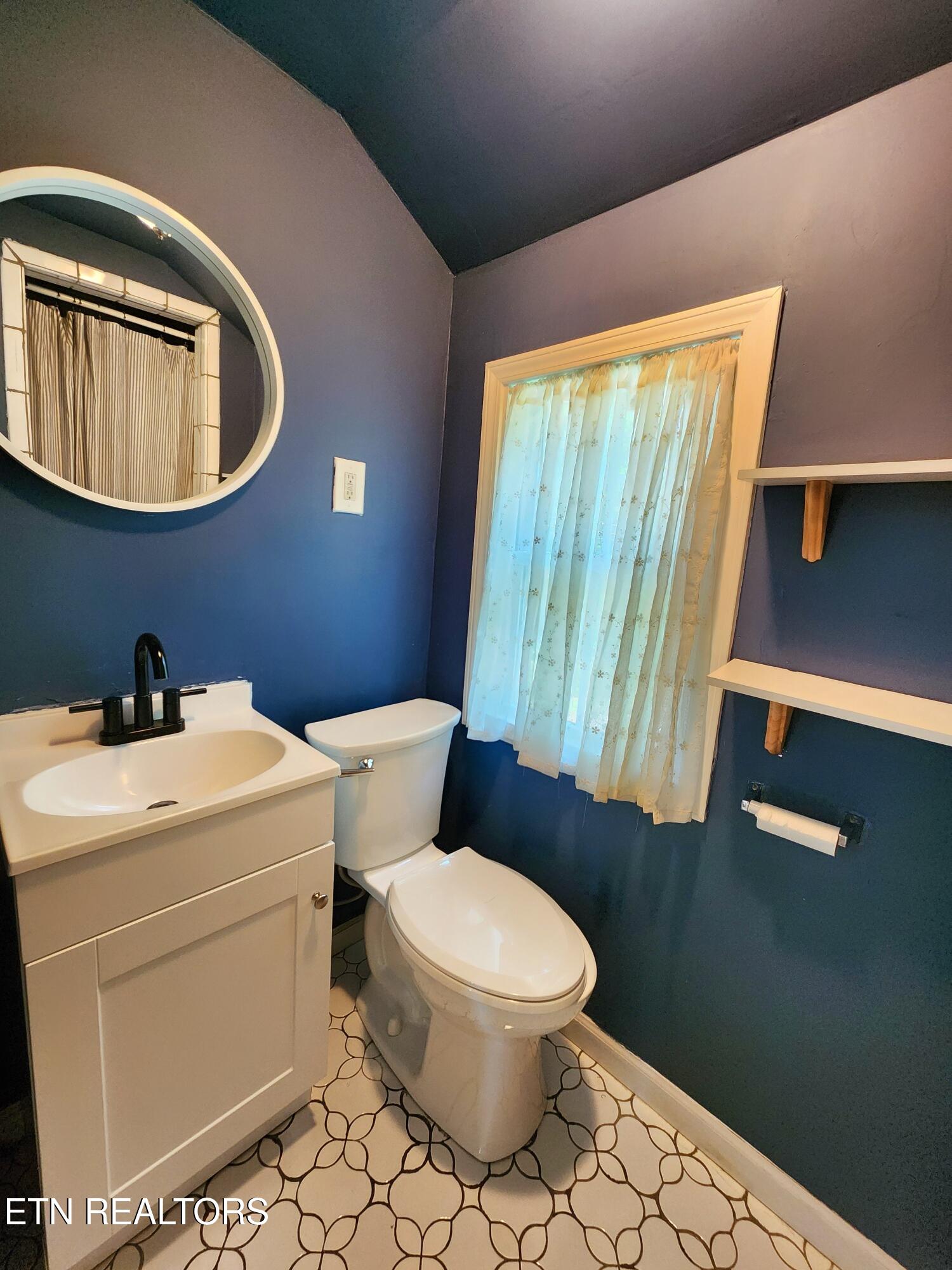 224 Oak Road Norris TN 37828