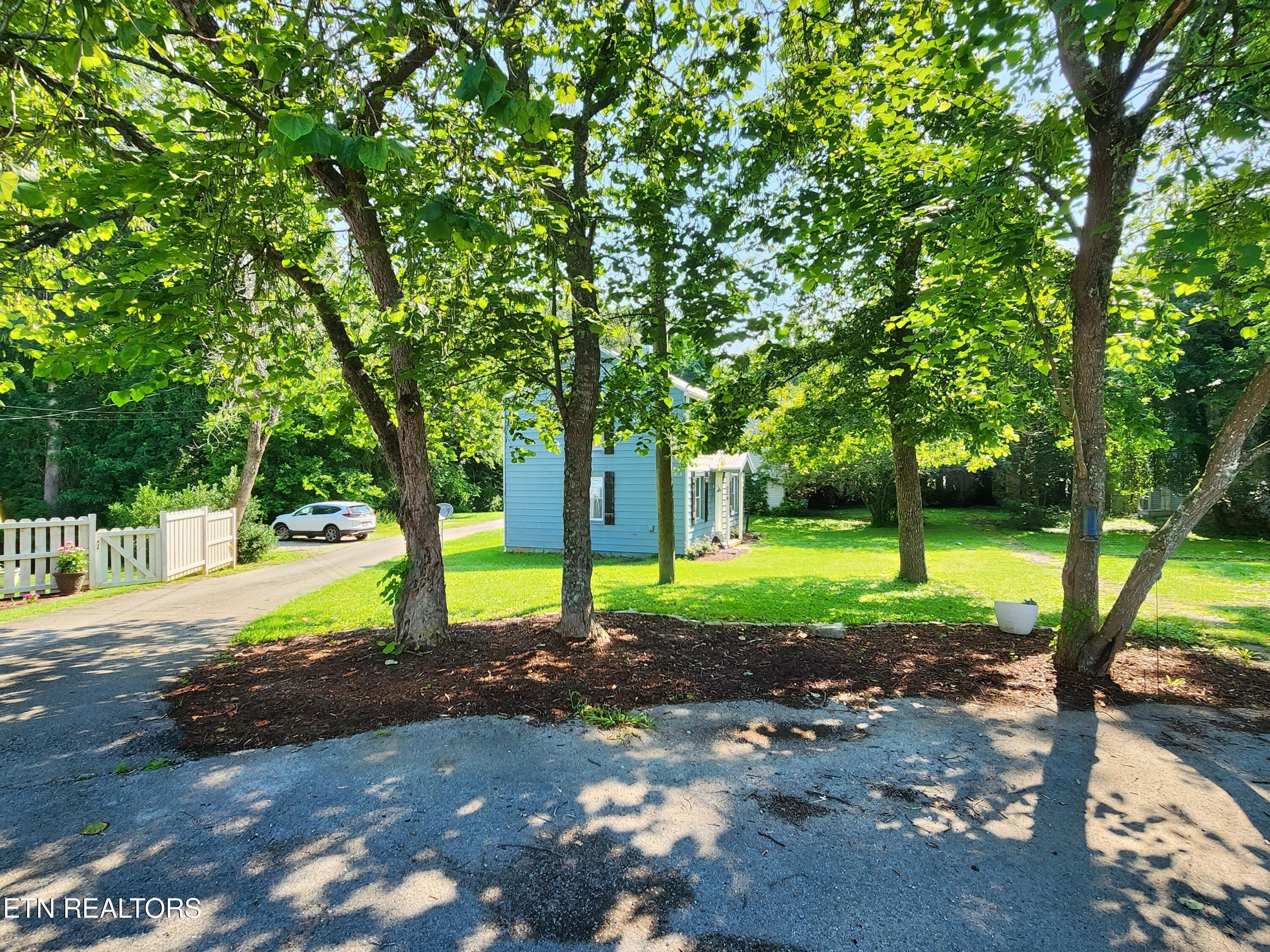 224 Oak Road Norris TN 37828