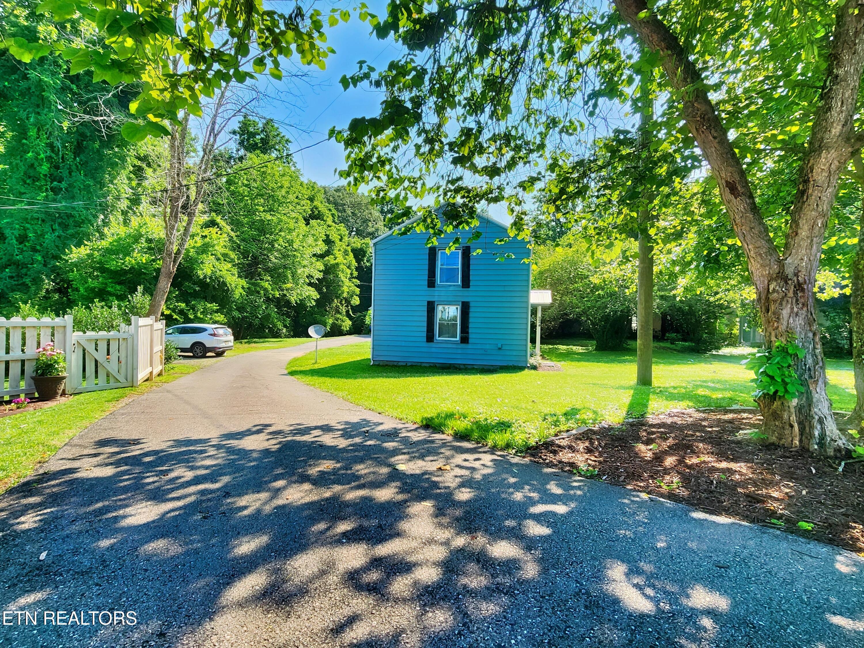 224 Oak Road Norris TN 37828