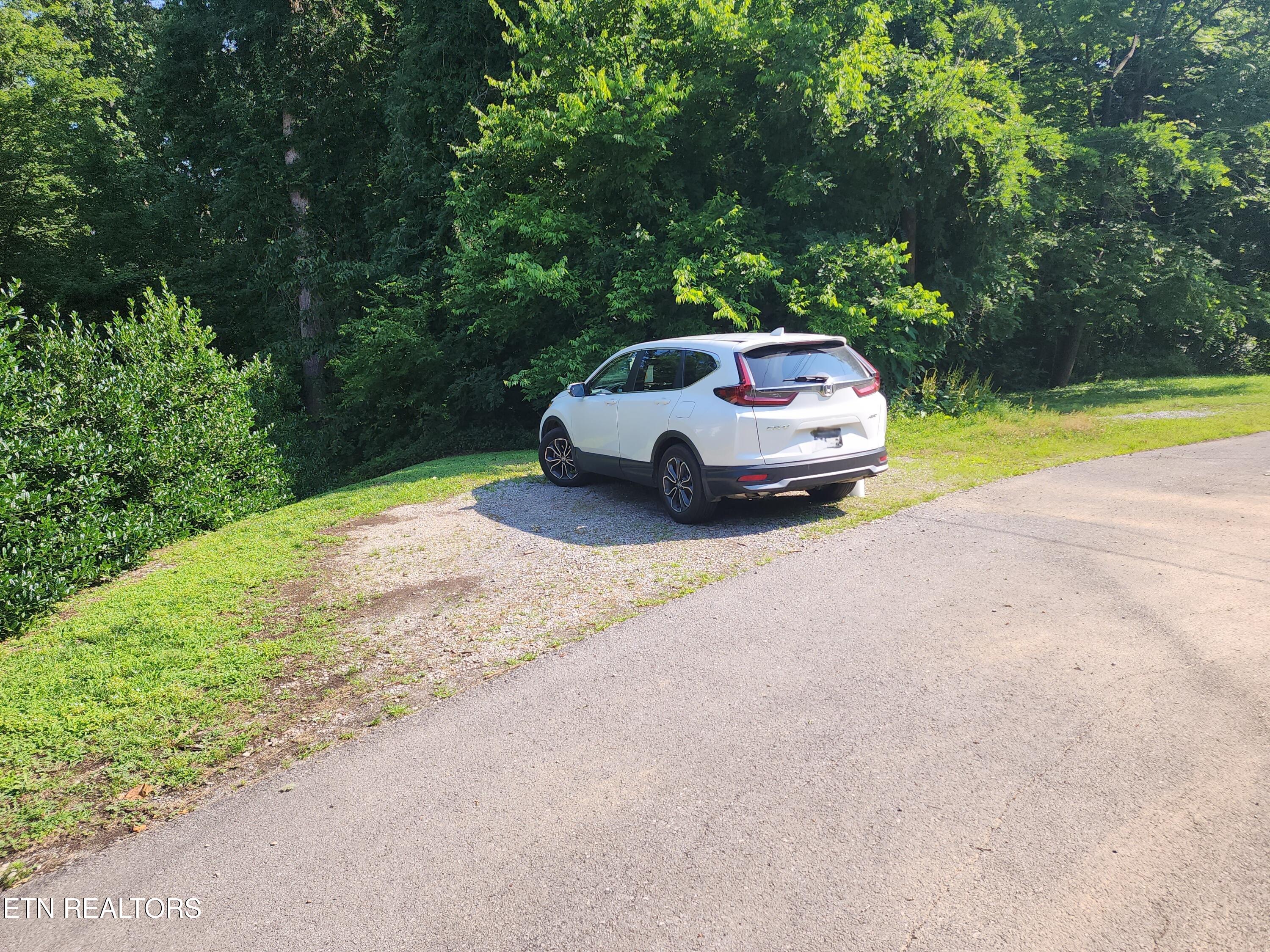 224 Oak Road Norris TN 37828