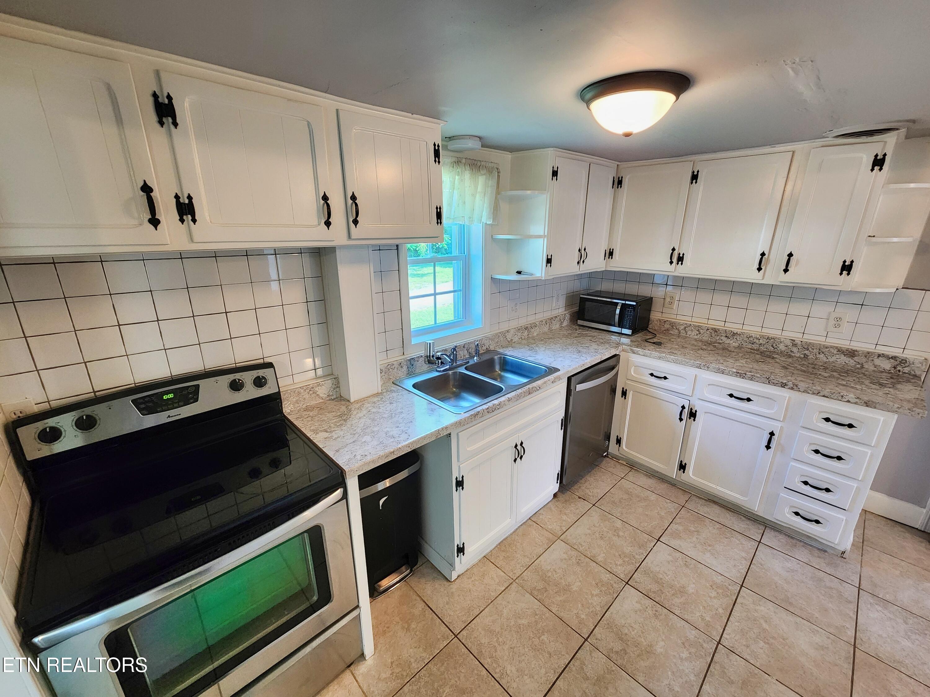 224 Oak Road Norris TN 37828