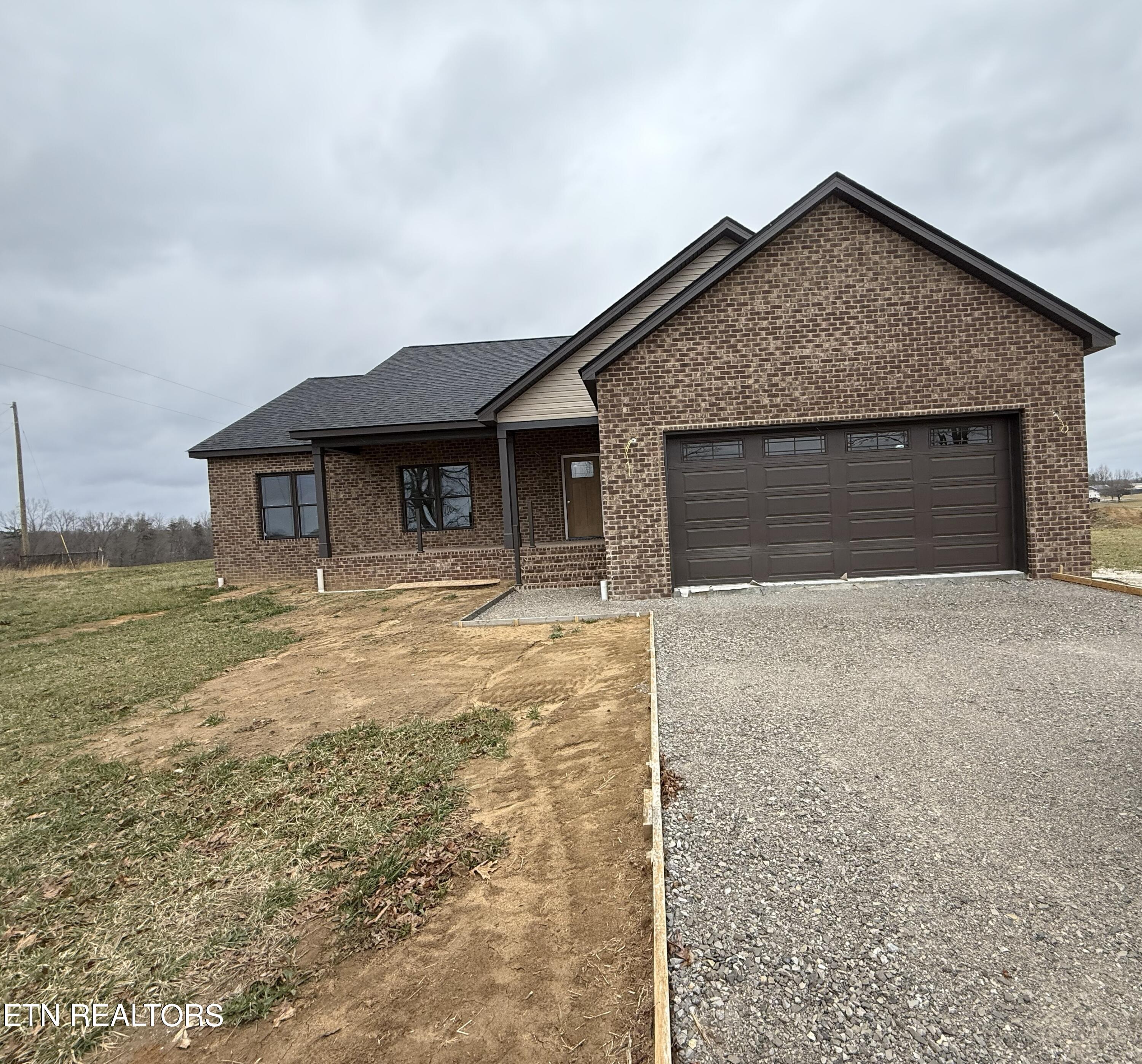 238 Thacker Road Grimsley TN 38565
