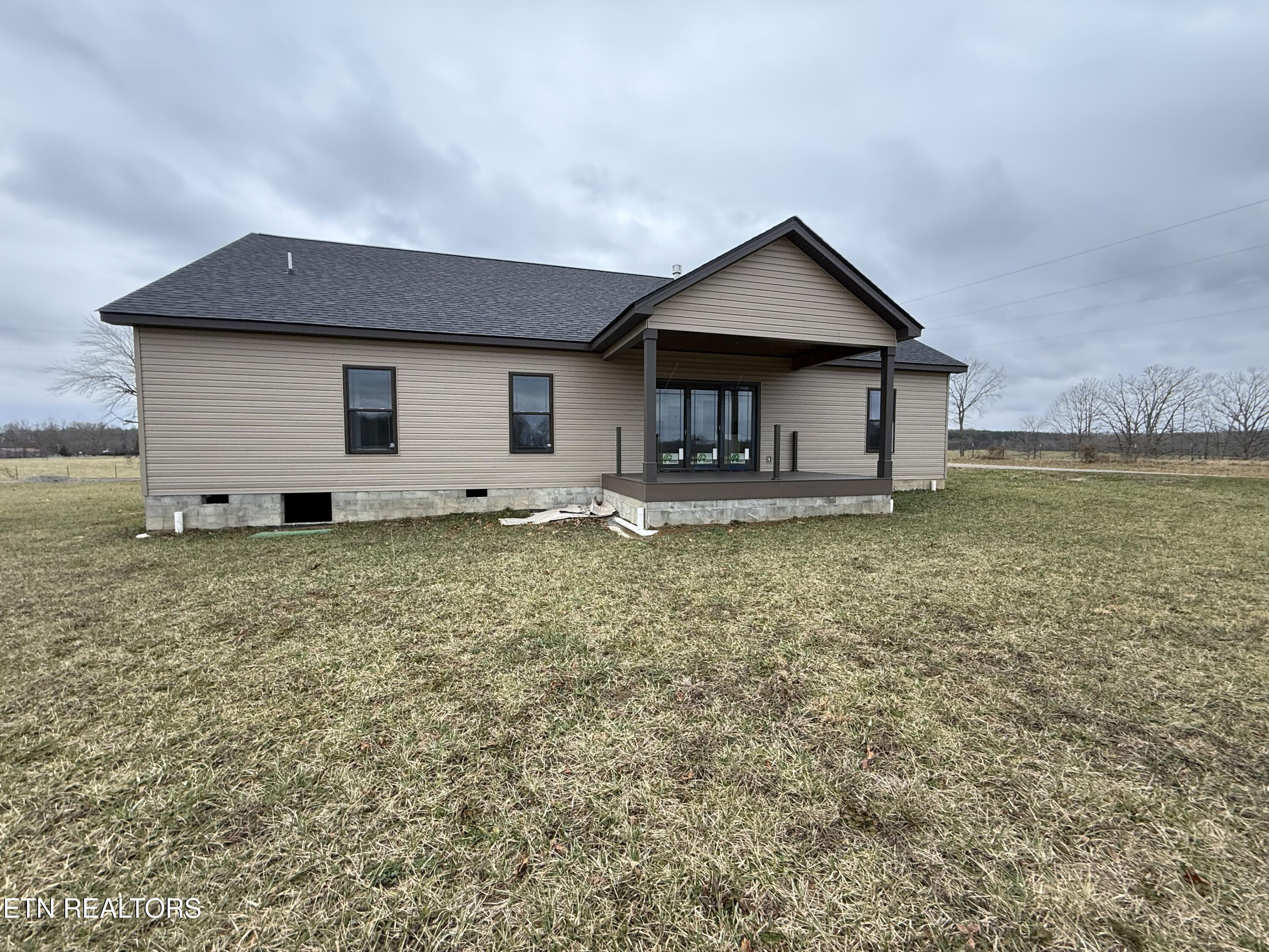 238 Thacker Road Grimsley TN 38565