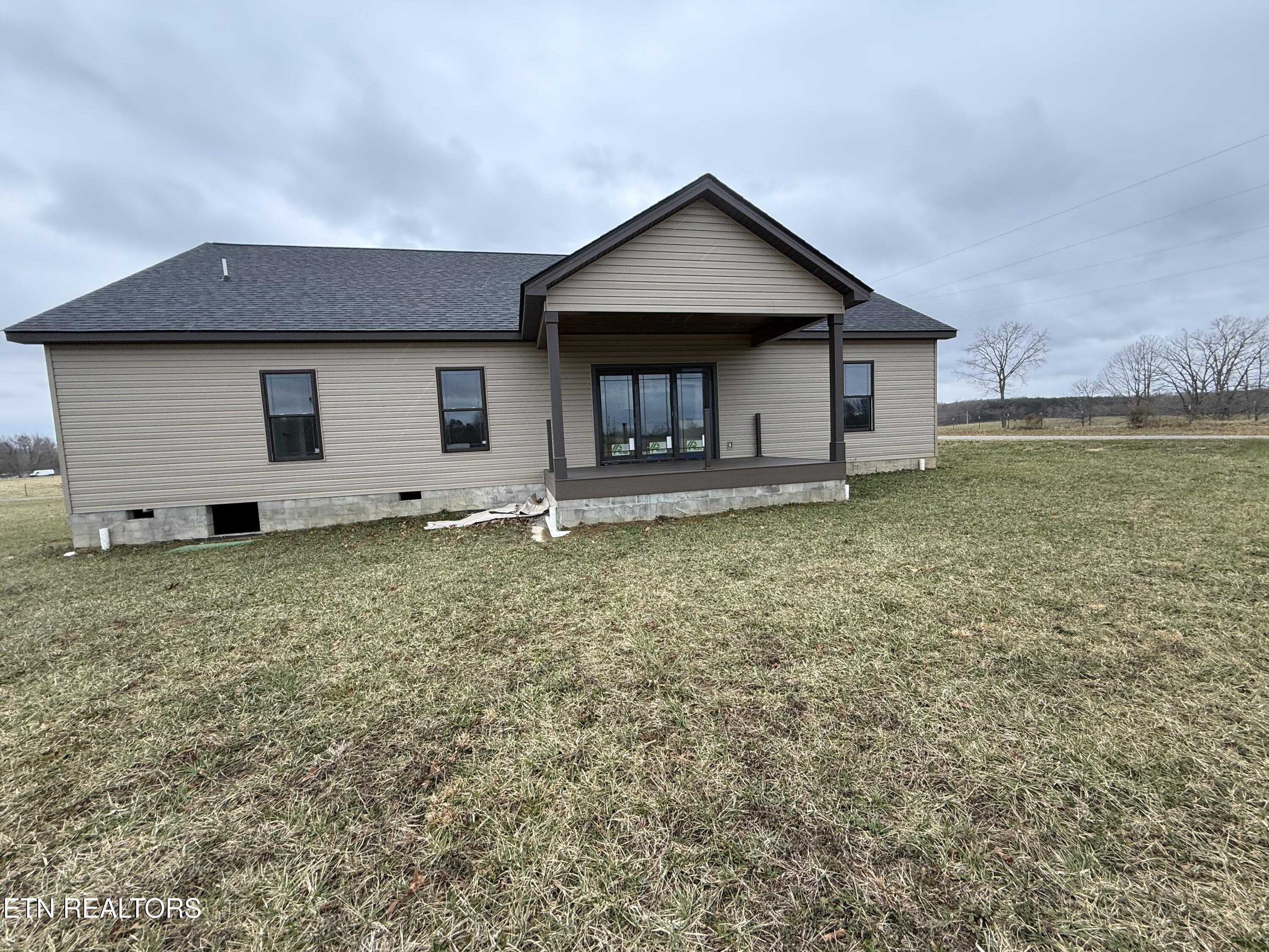 238 Thacker Road Grimsley TN 38565