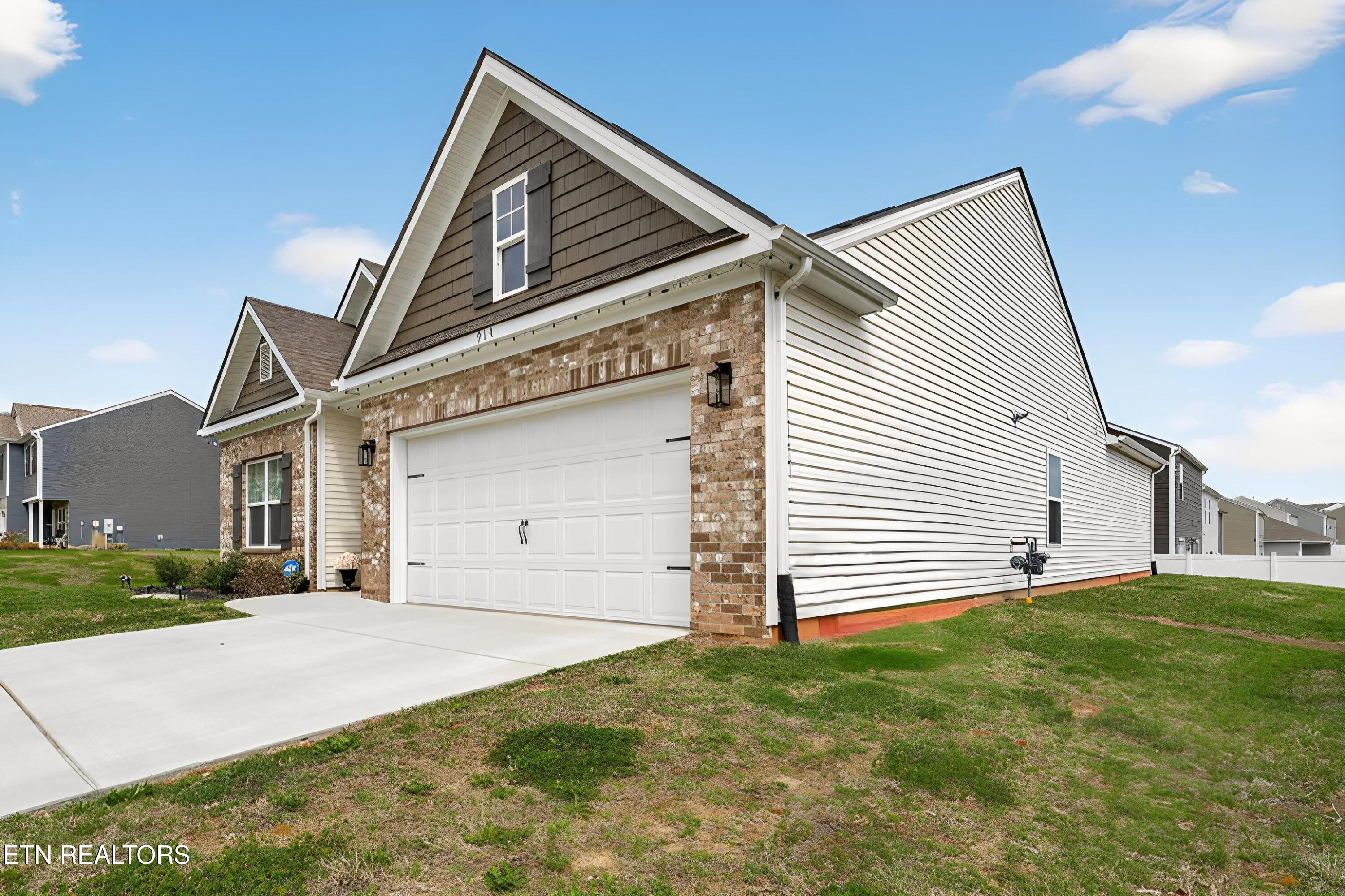 914 Curly Top Lane Knoxville TN 37932