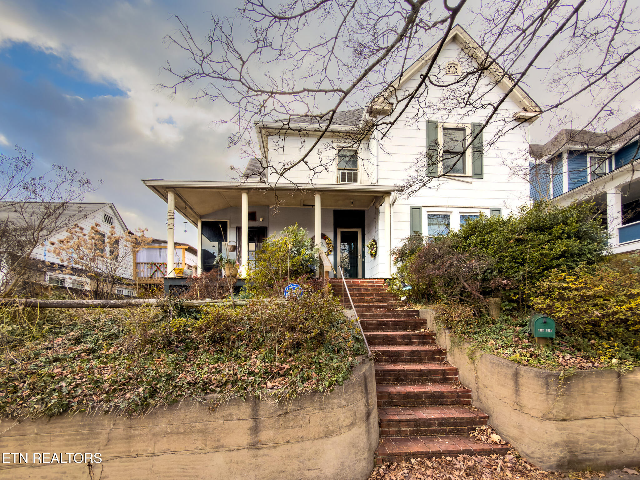 202 N B Street Lenoir City TN 37771