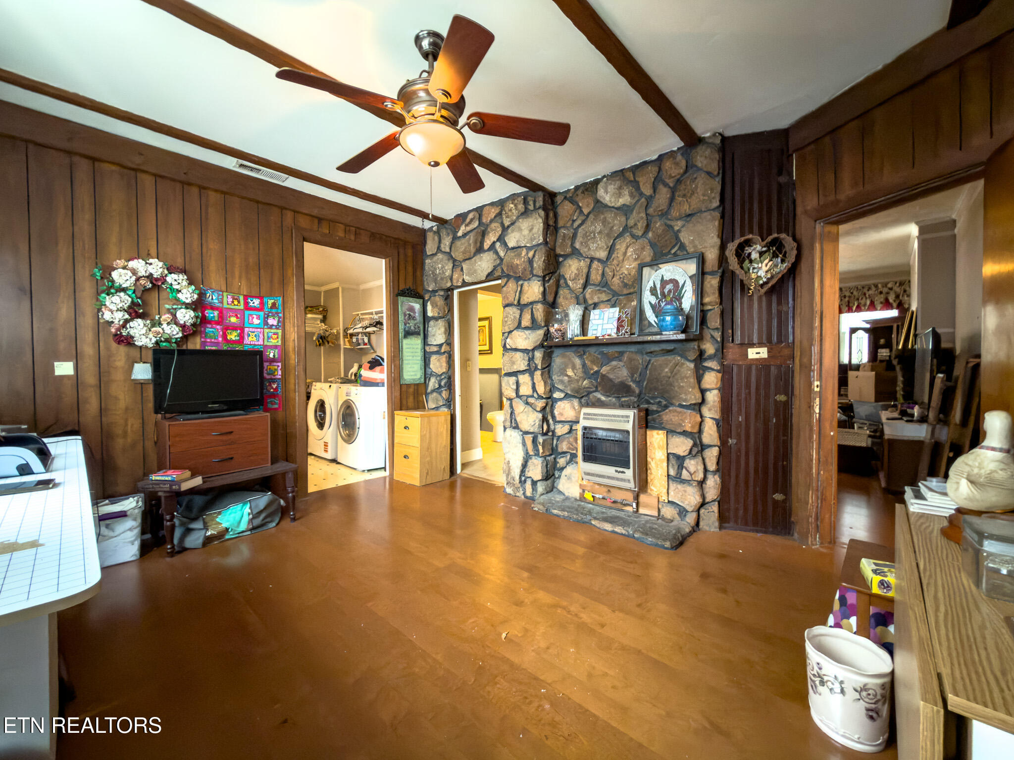 202 N B Street Lenoir City TN 37771
