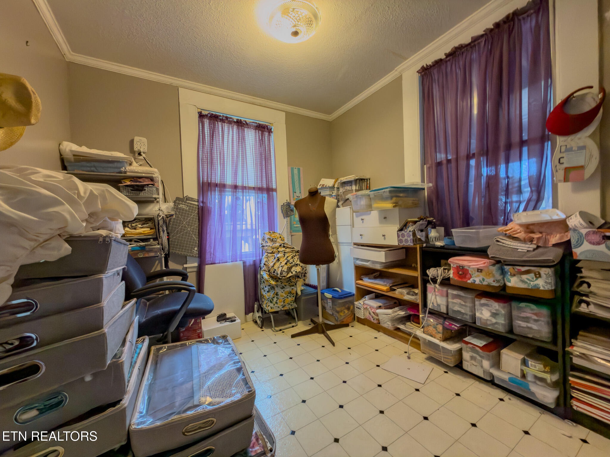 202 N B Street Lenoir City TN 37771