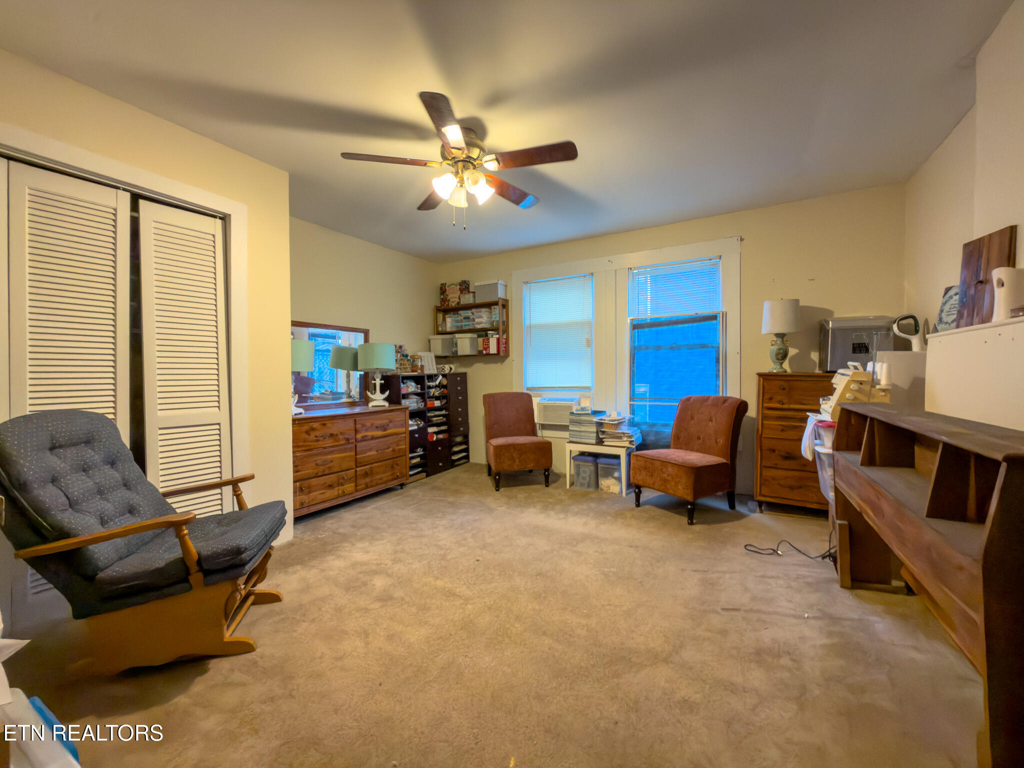 202 N B Street Lenoir City TN 37771