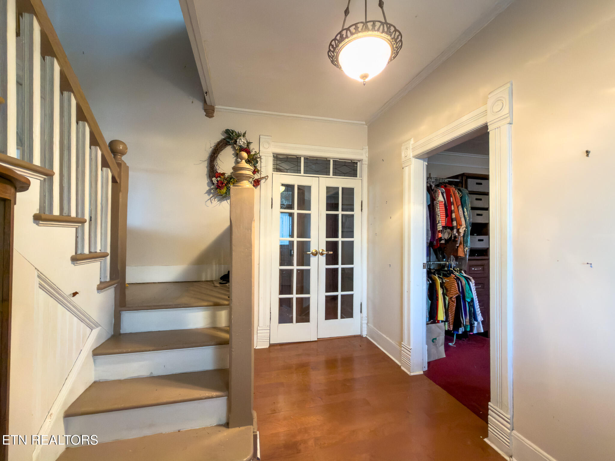 202 N B Street Lenoir City TN 37771