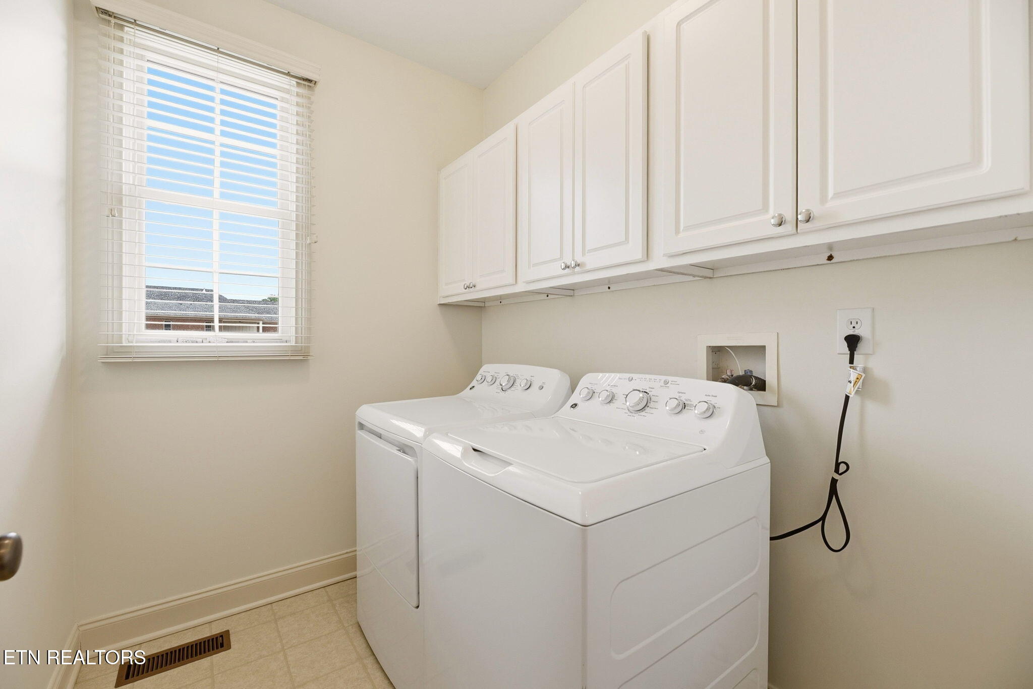 49 Royal Troon Circle Oak Ridge TN 37830