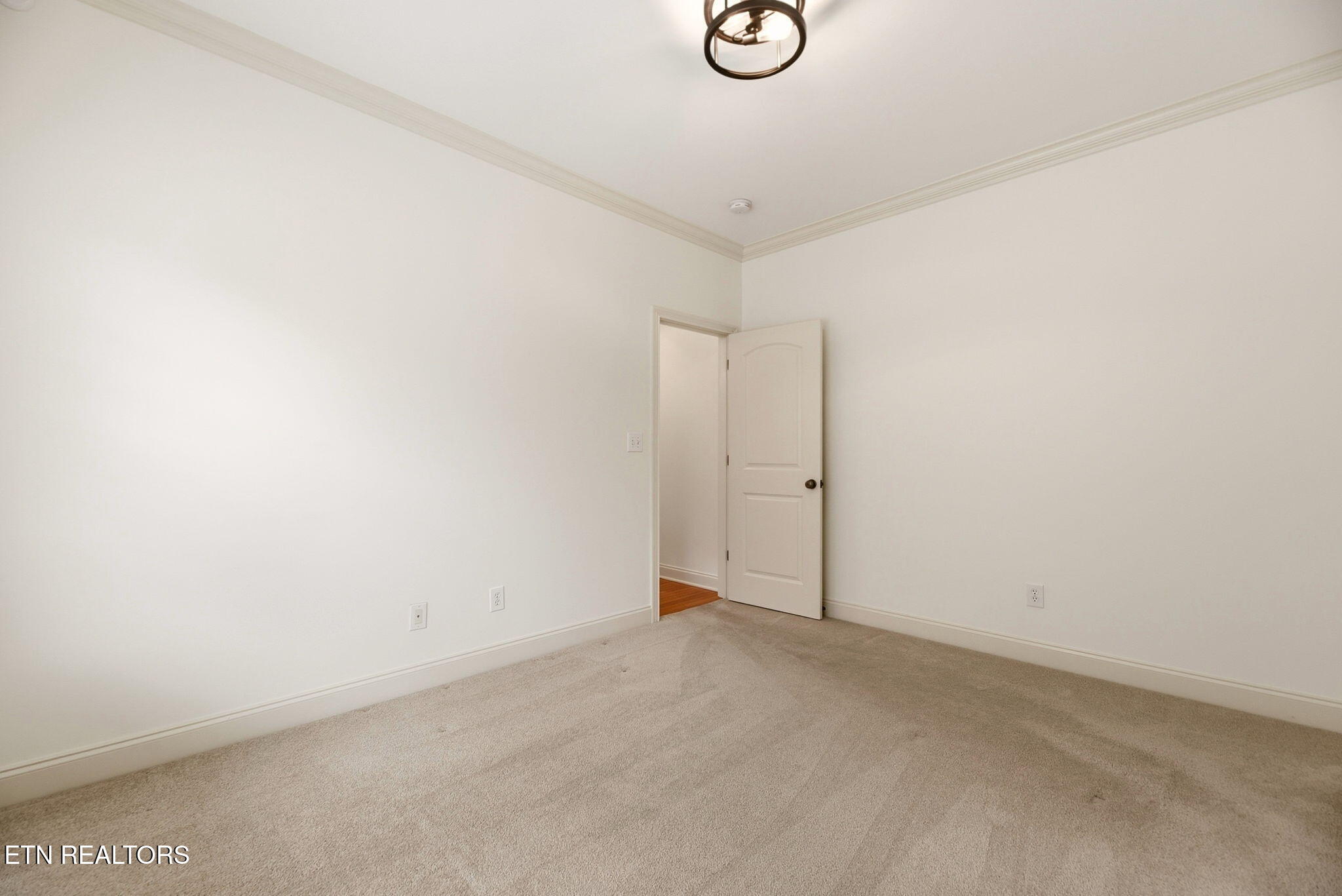 49 Royal Troon Circle Oak Ridge TN 37830