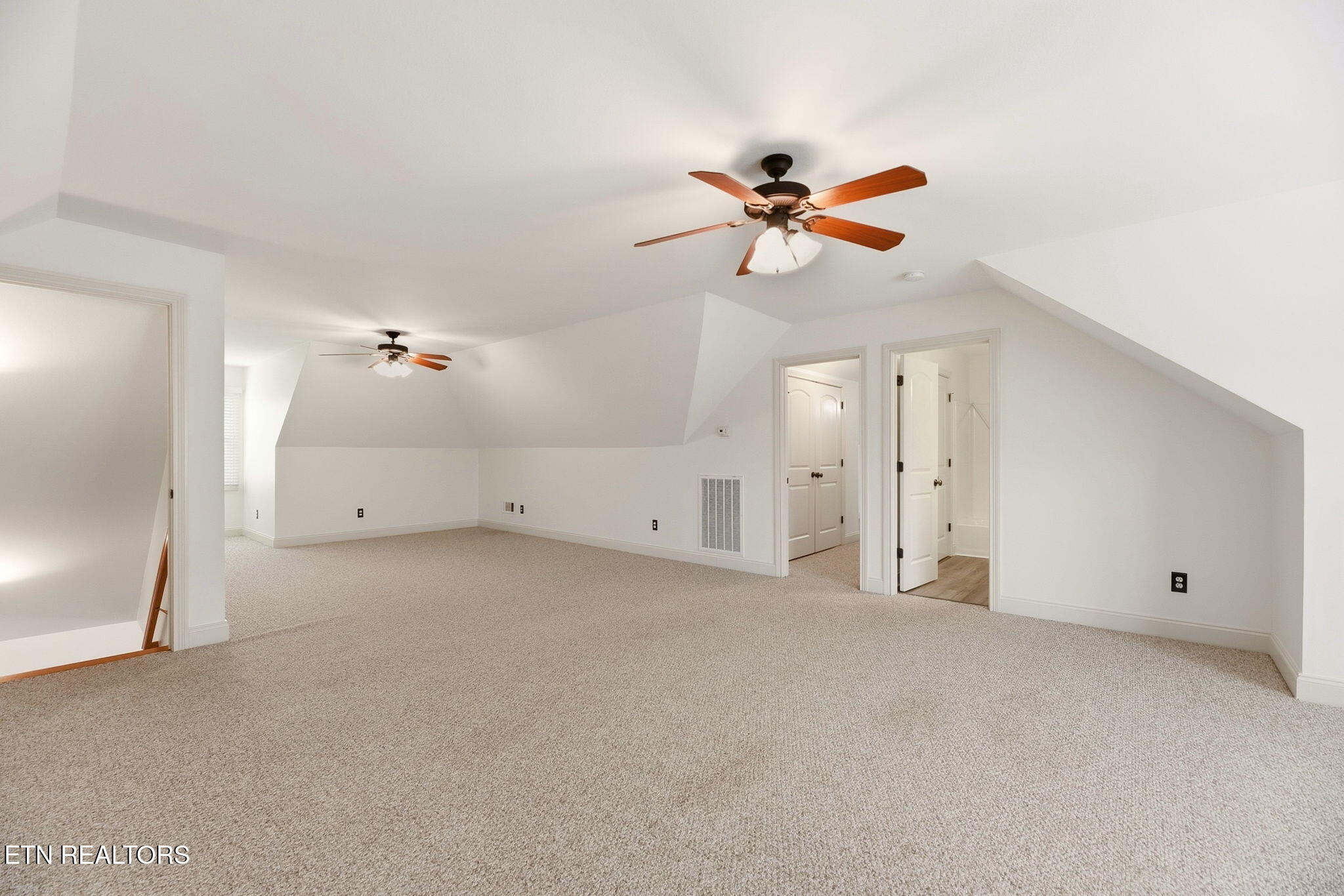 49 Royal Troon Circle Oak Ridge TN 37830