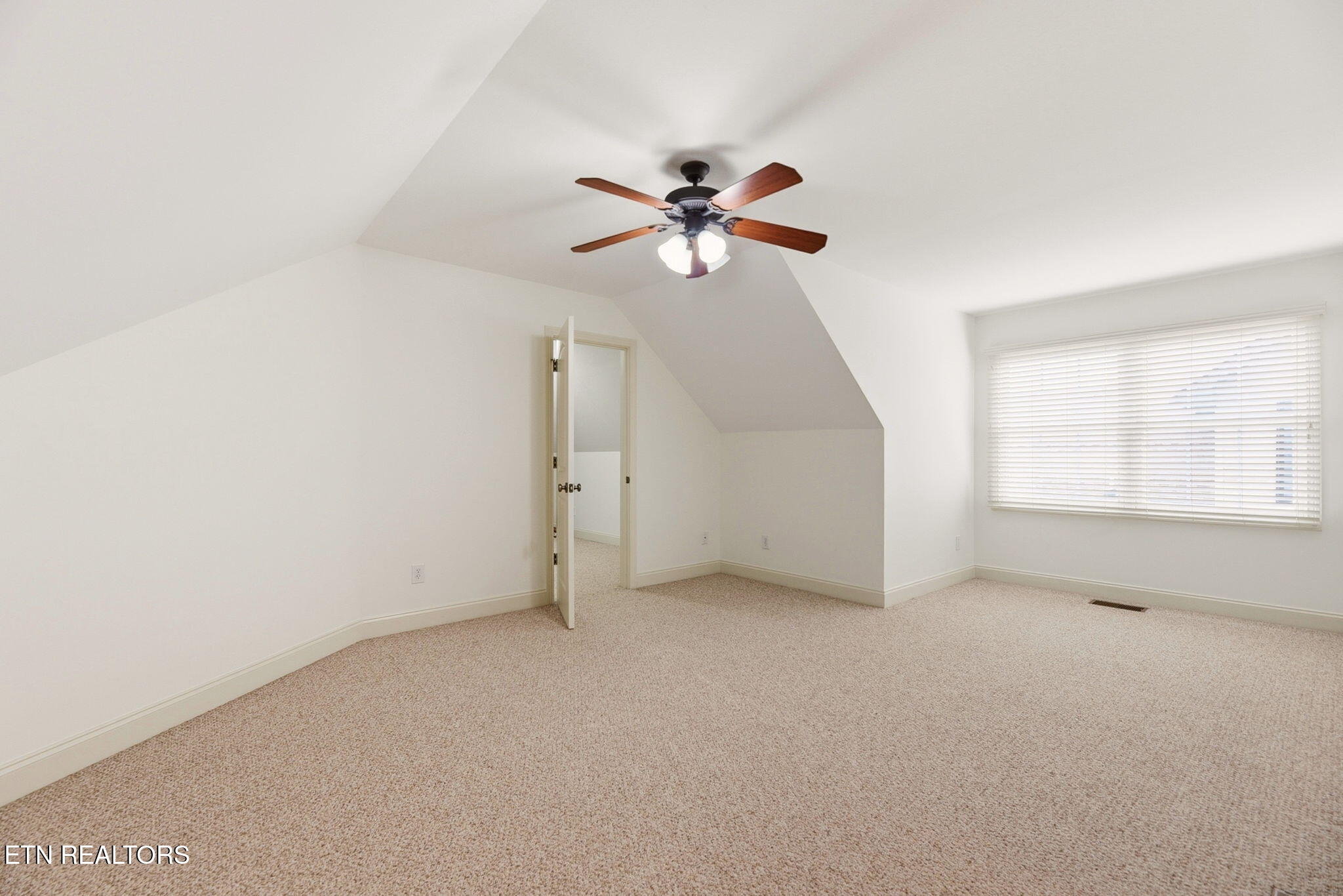 49 Royal Troon Circle Oak Ridge TN 37830