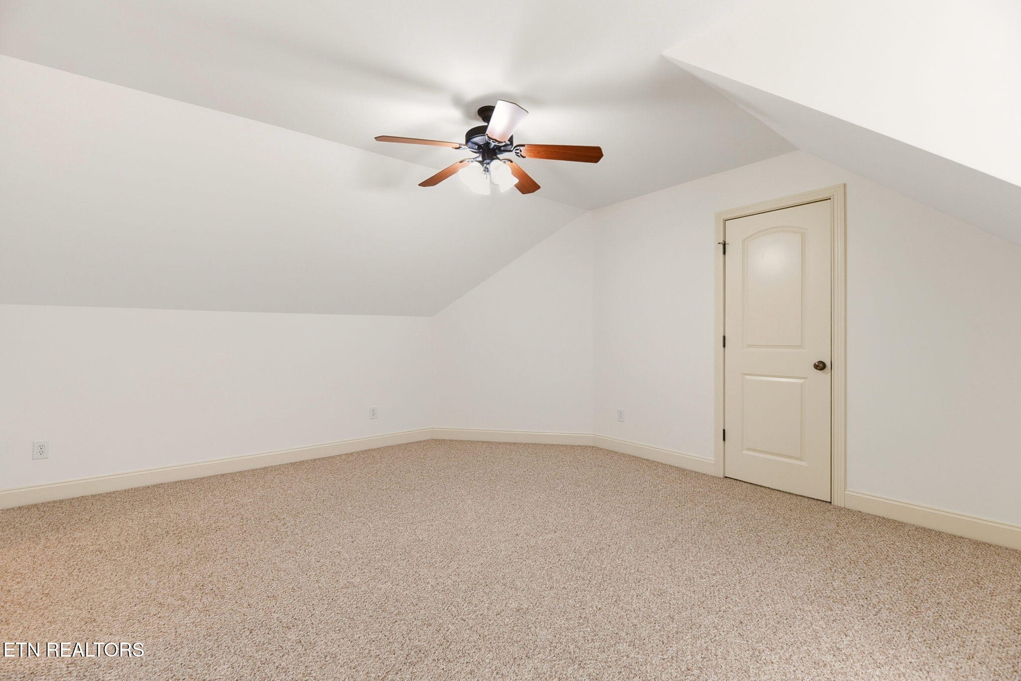 49 Royal Troon Circle Oak Ridge TN 37830