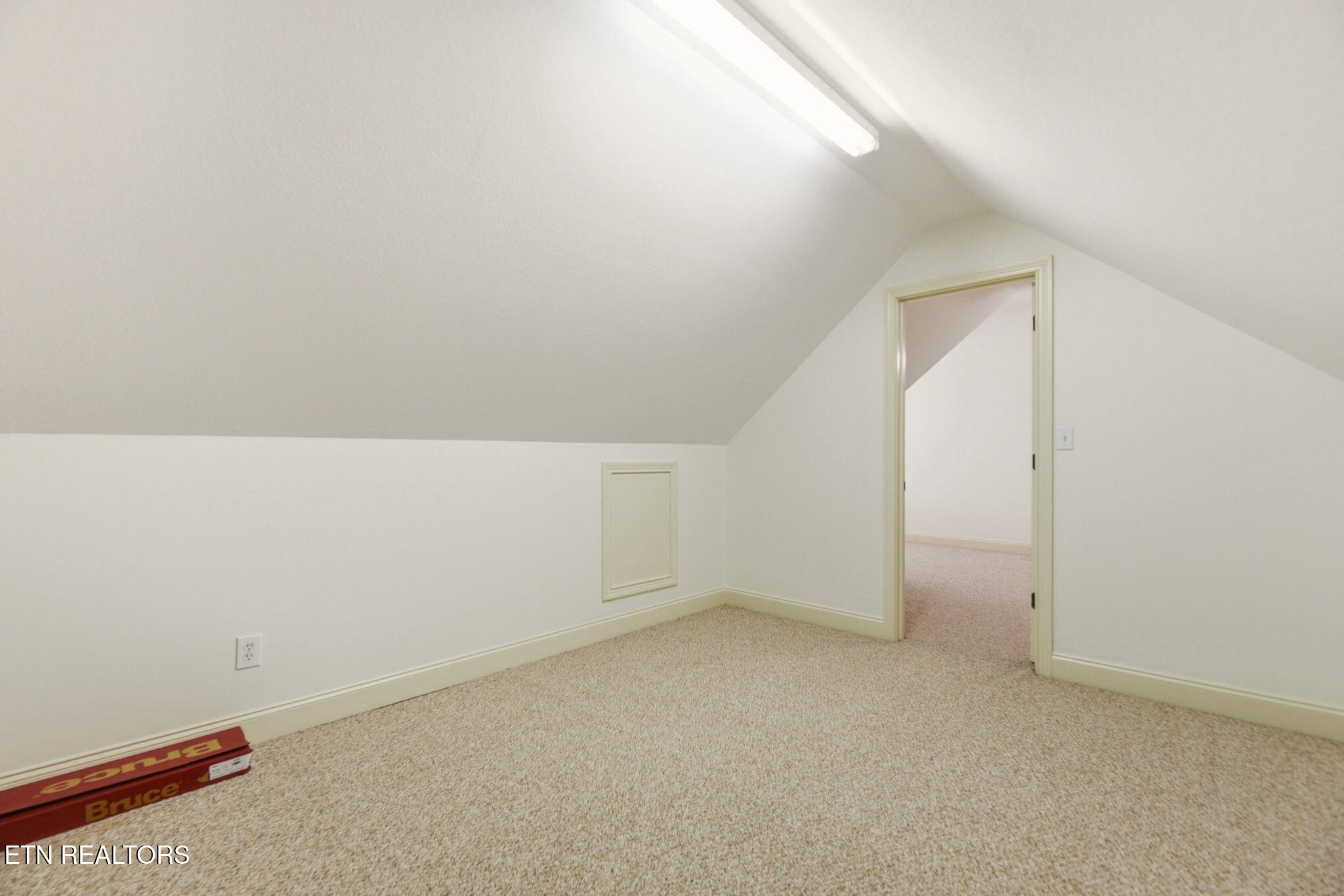 49 Royal Troon Circle Oak Ridge TN 37830