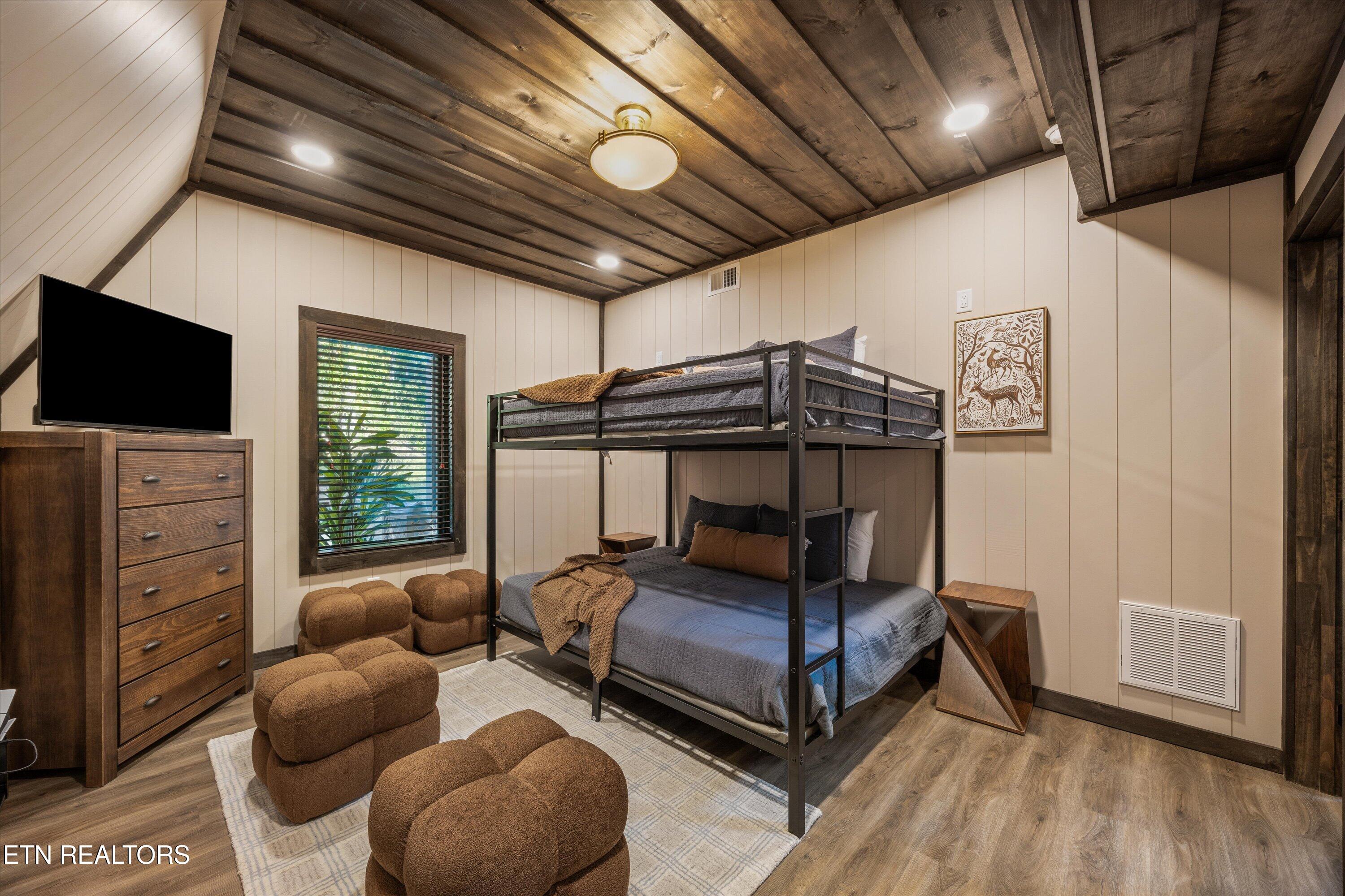 619 Longbow Way Pigeon Forge TN 37863