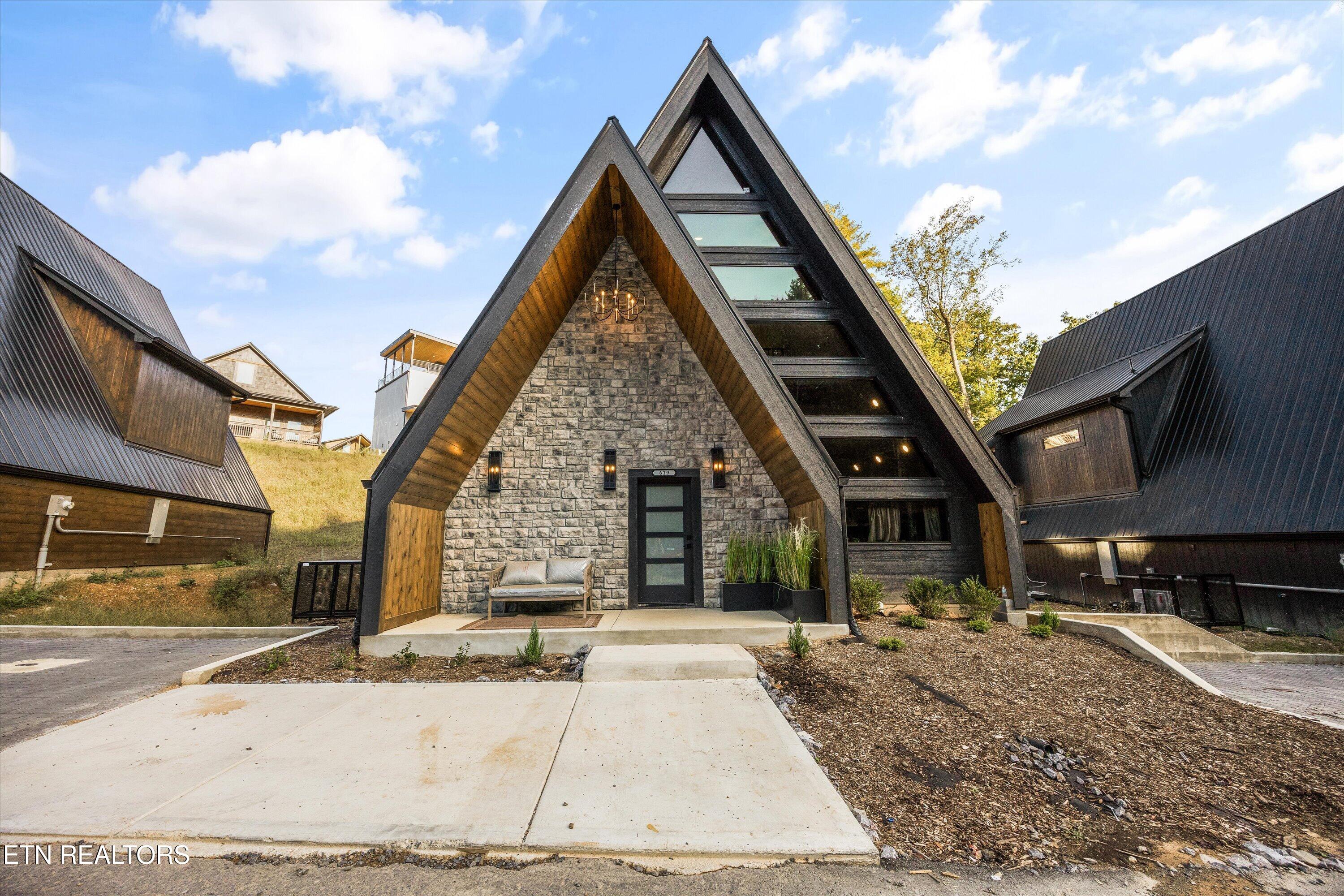 619 Longbow Way Pigeon Forge TN 37863
