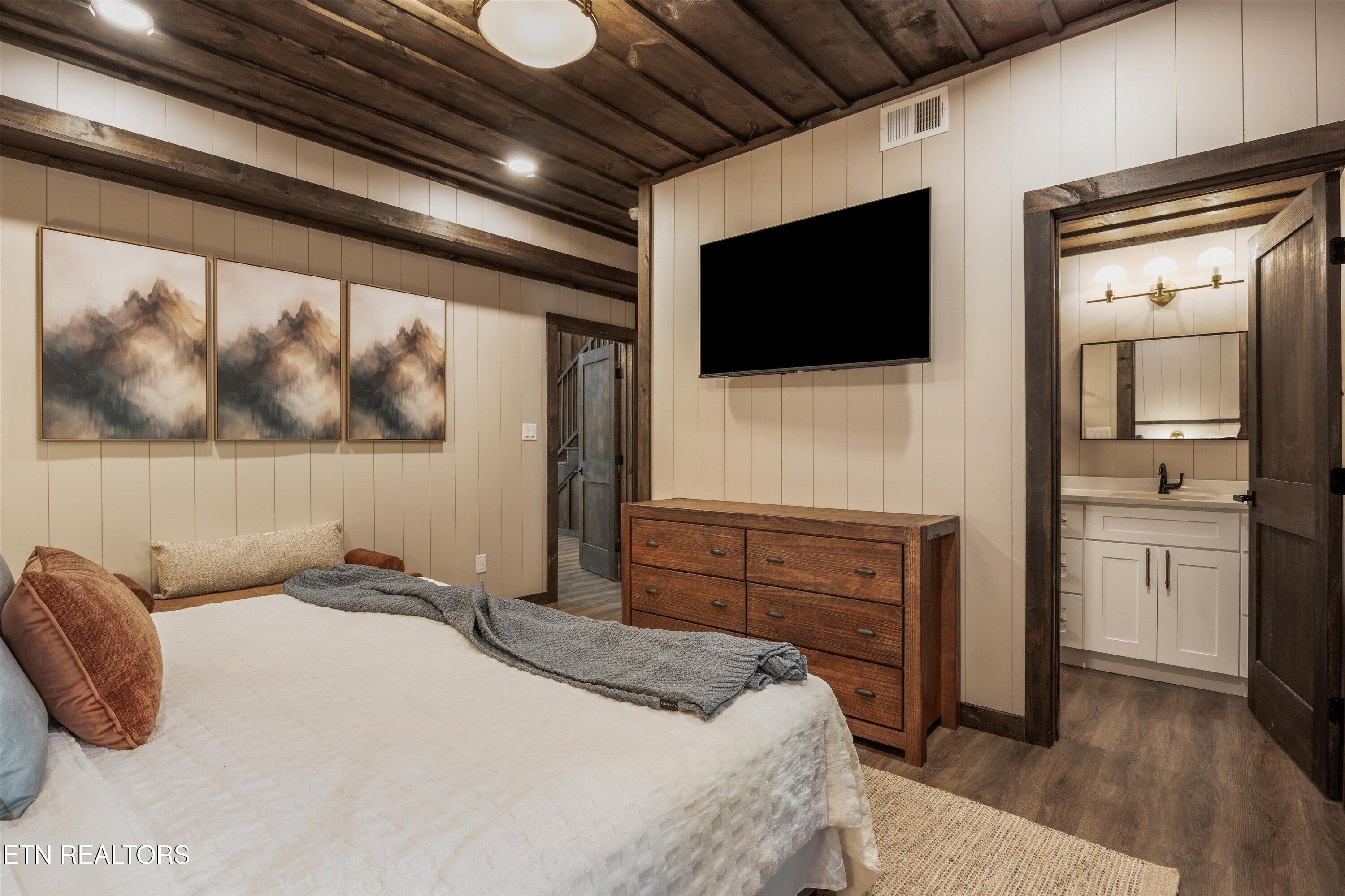 619 Longbow Way Pigeon Forge TN 37863