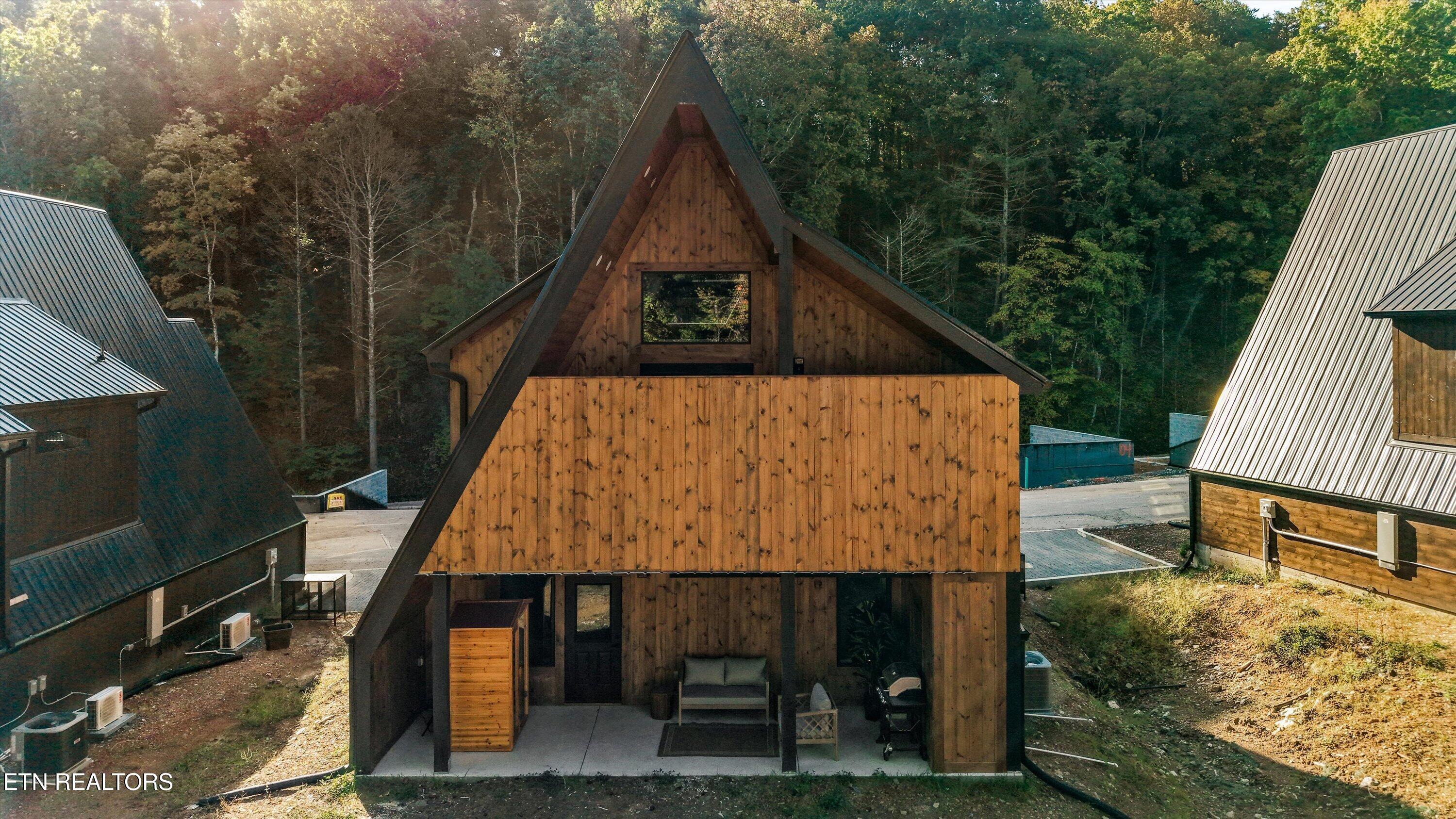 619 Longbow Way Pigeon Forge TN 37863