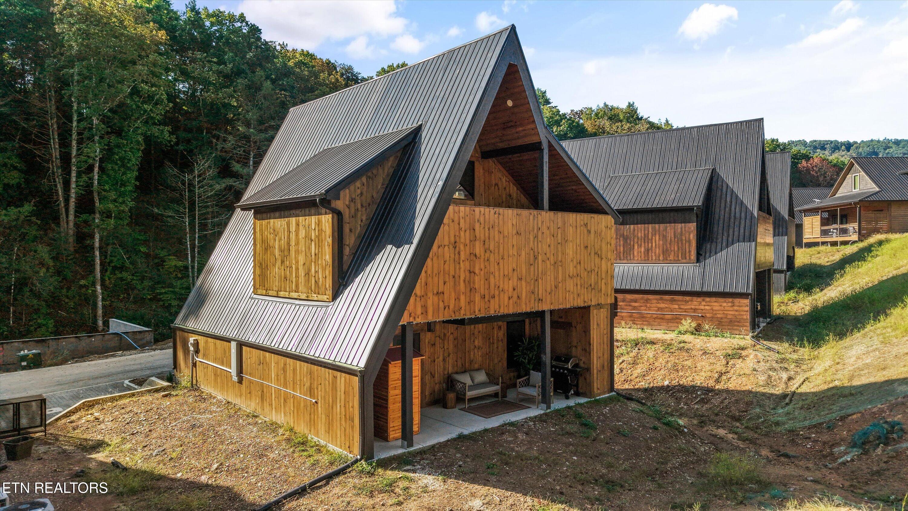 619 Longbow Way Pigeon Forge TN 37863