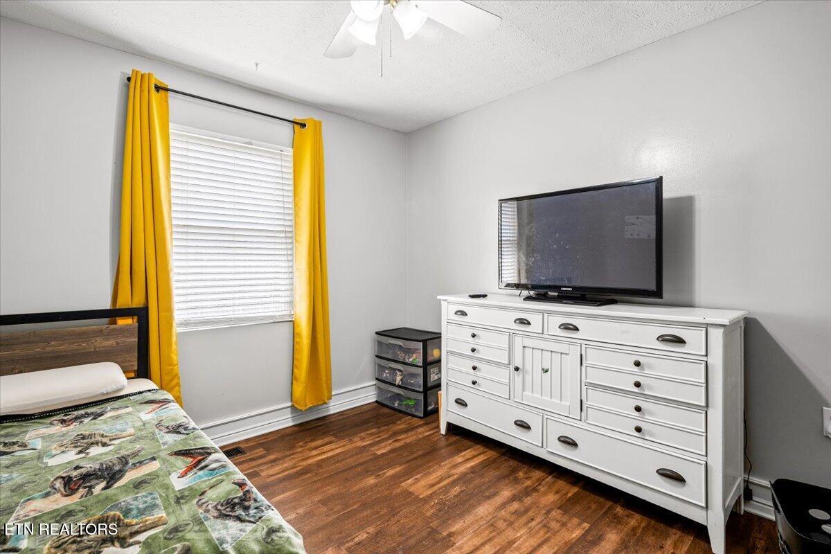 384 Hc Smith Drive Oneida TN 37841