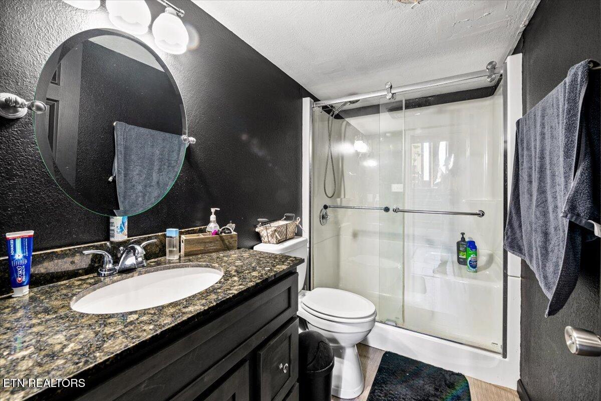 384 Hc Smith Drive Oneida TN 37841
