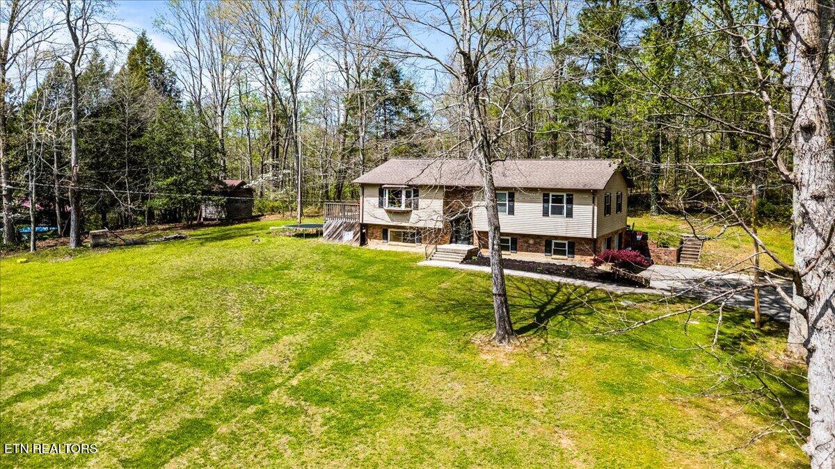 384 Hc Smith Drive Oneida TN 37841
