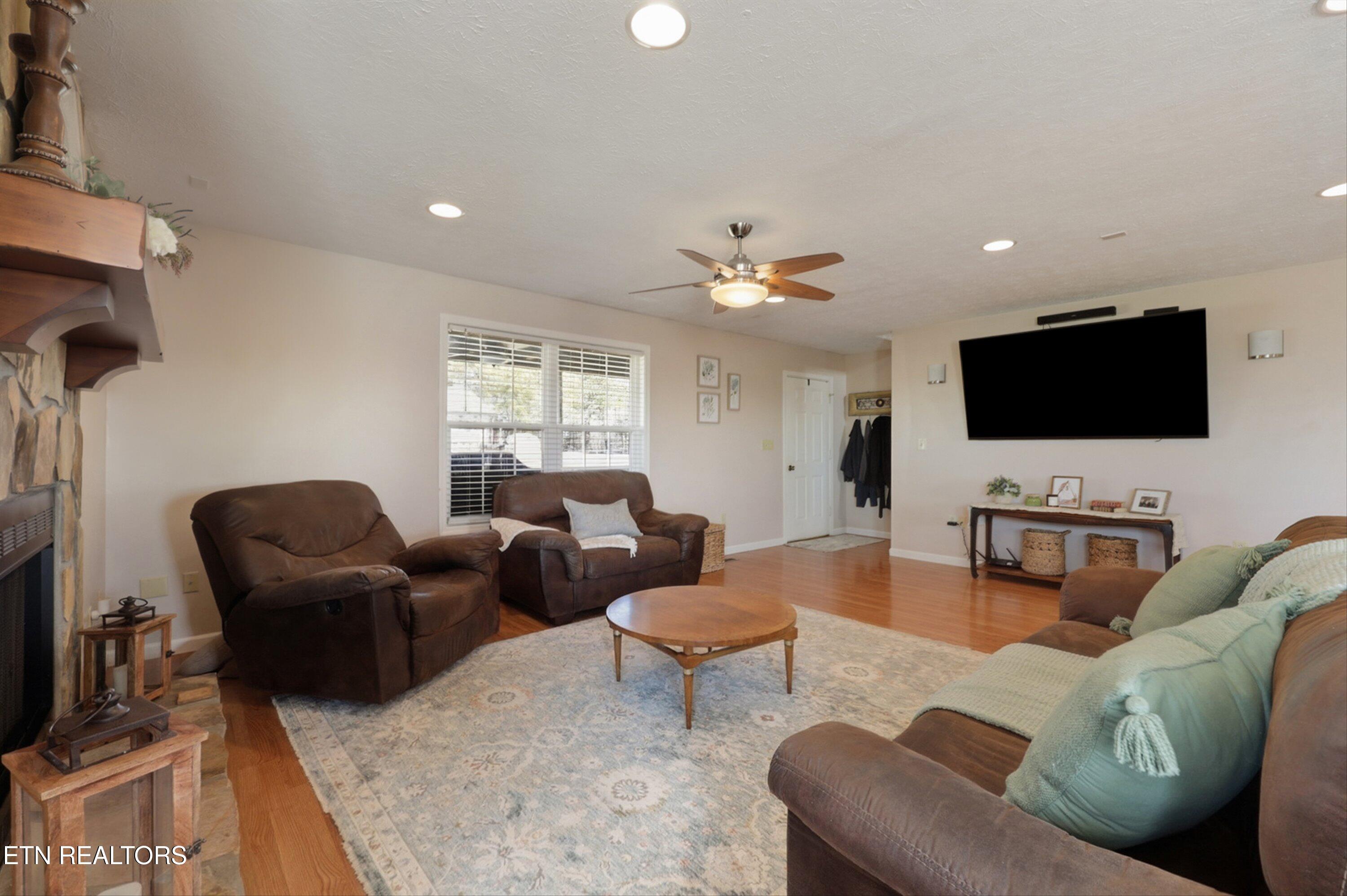 401 Klondike Circle Kodak TN 37764