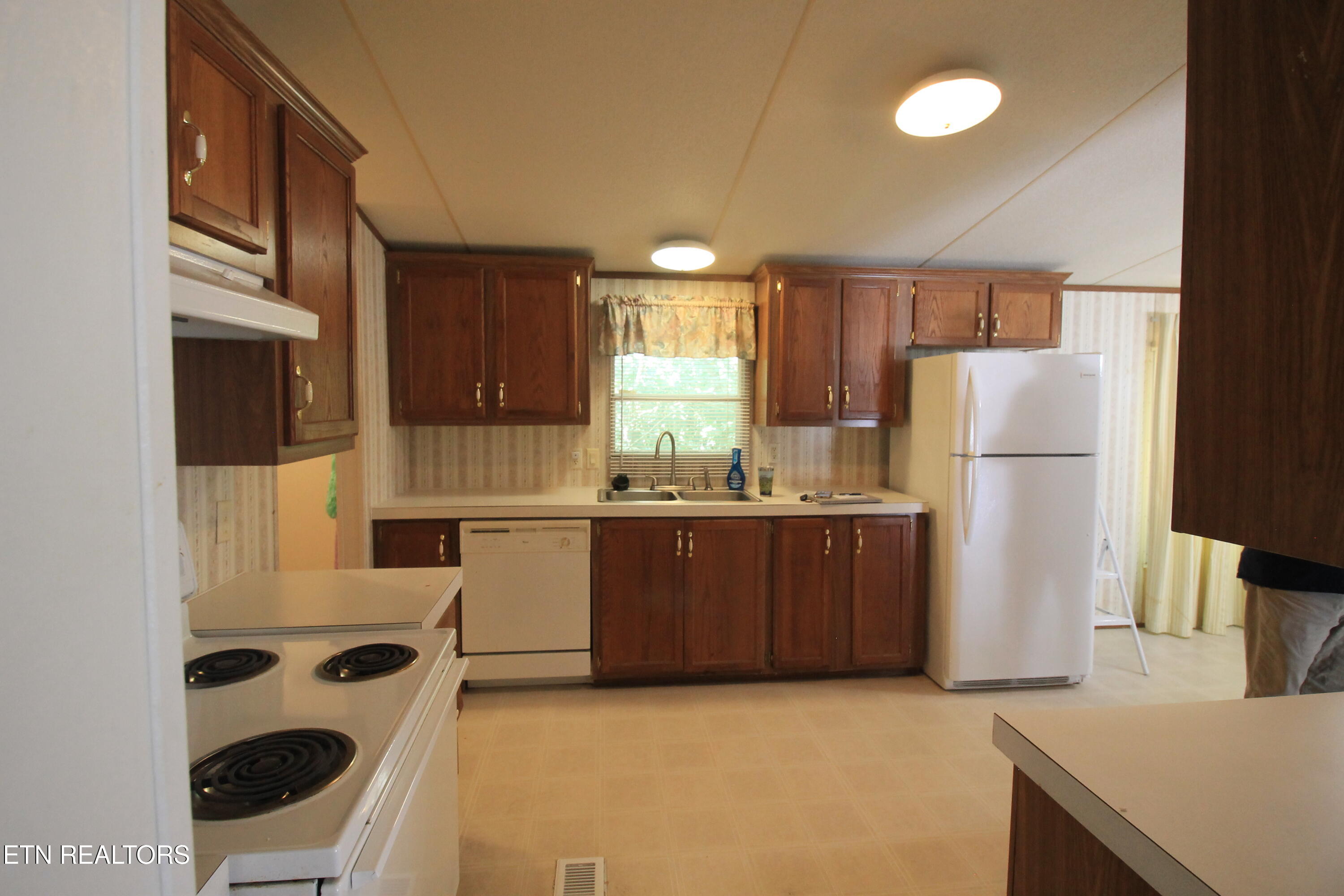 239 Skyline Drive Harriman TN 37748