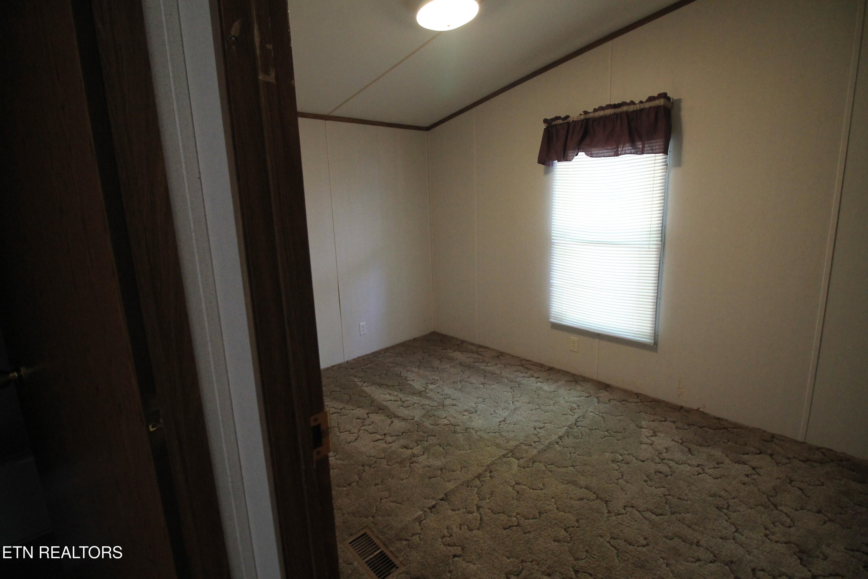 239 Skyline Drive Harriman TN 37748
