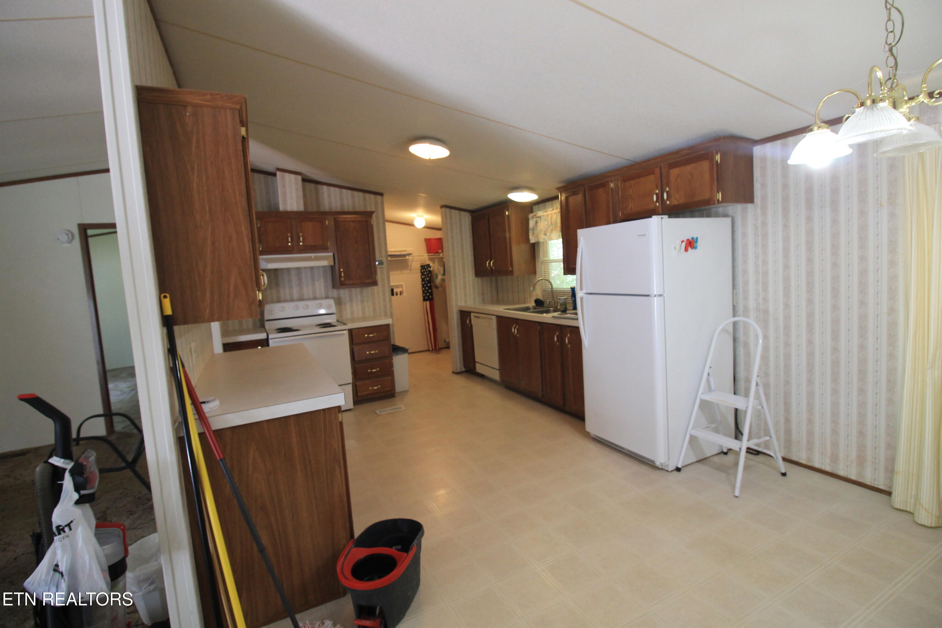 239 Skyline Drive Harriman TN 37748