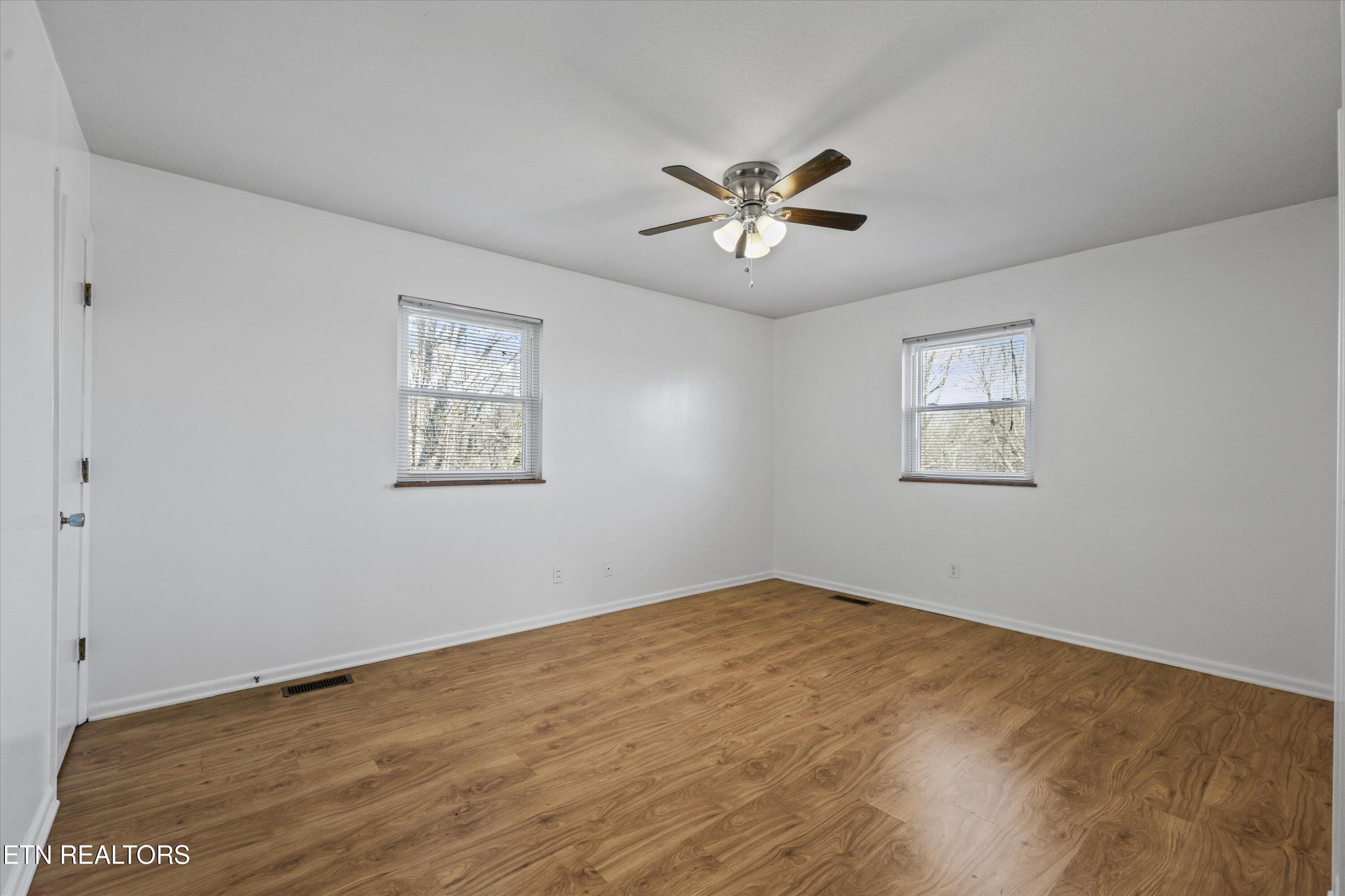 109 Westwood Drive Clinton TN 37716