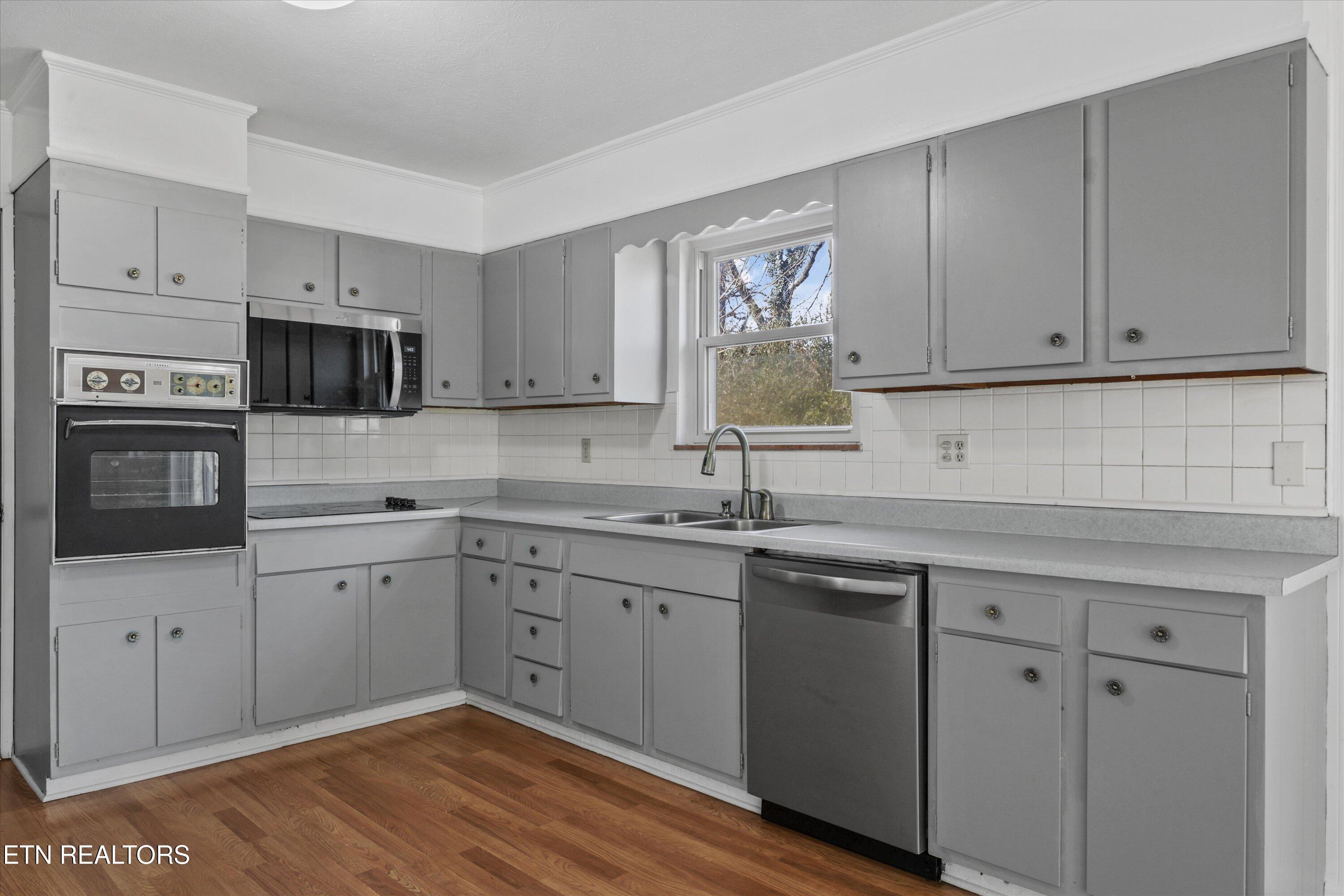 109 Westwood Drive Clinton TN 37716