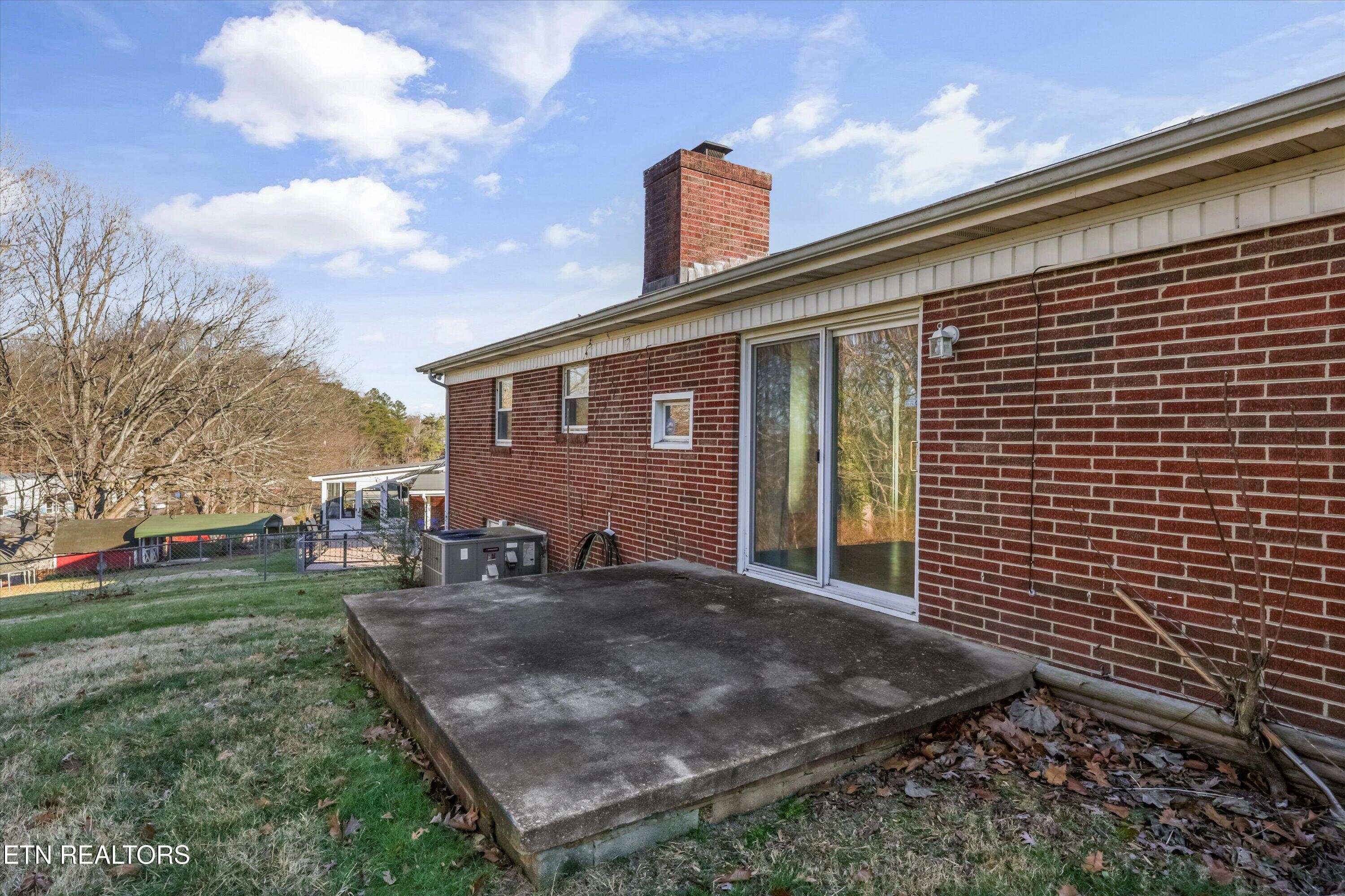 109 Westwood Drive Clinton TN 37716