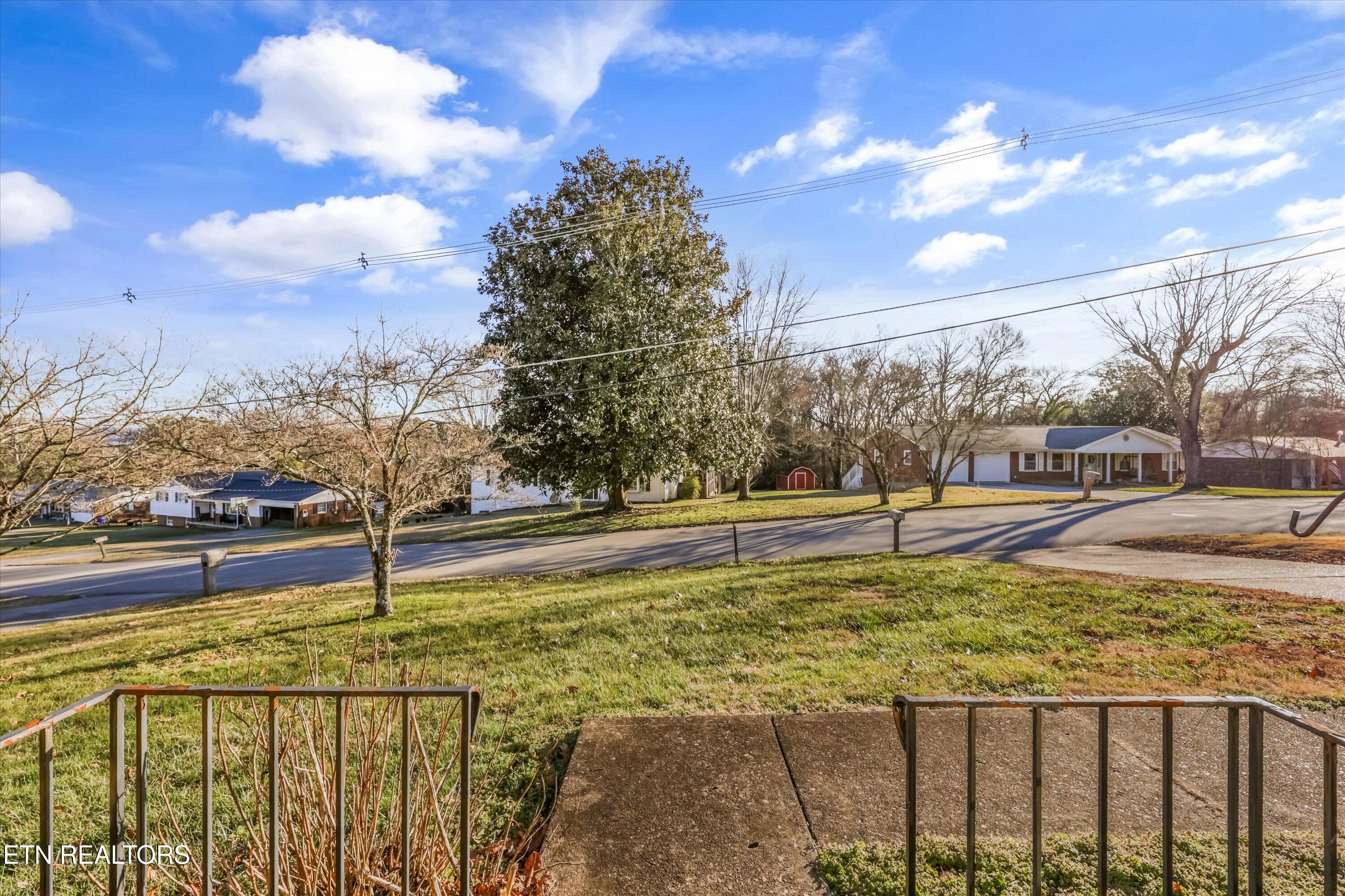 109 Westwood Drive Clinton TN 37716