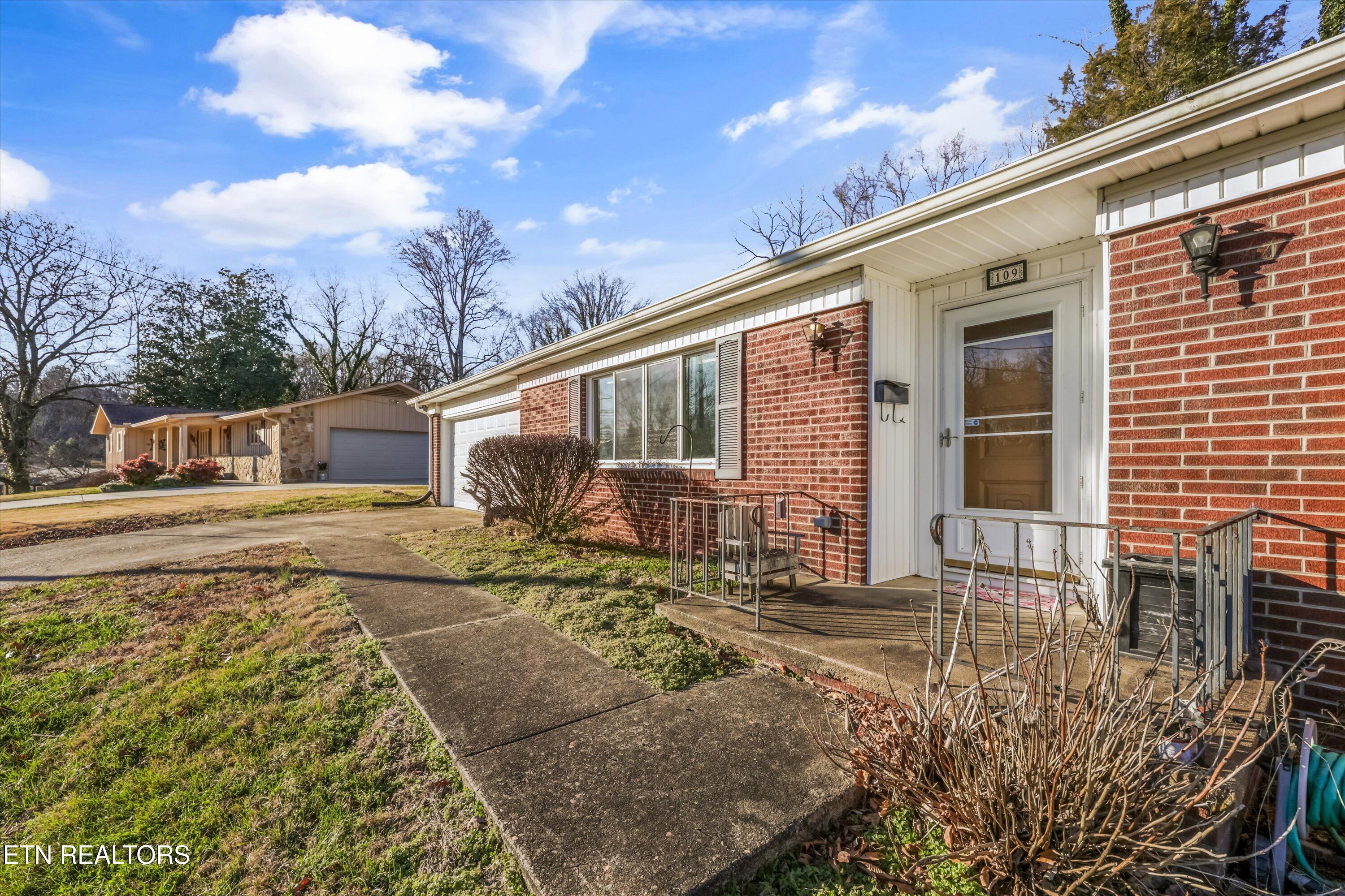 109 Westwood Drive Clinton TN 37716