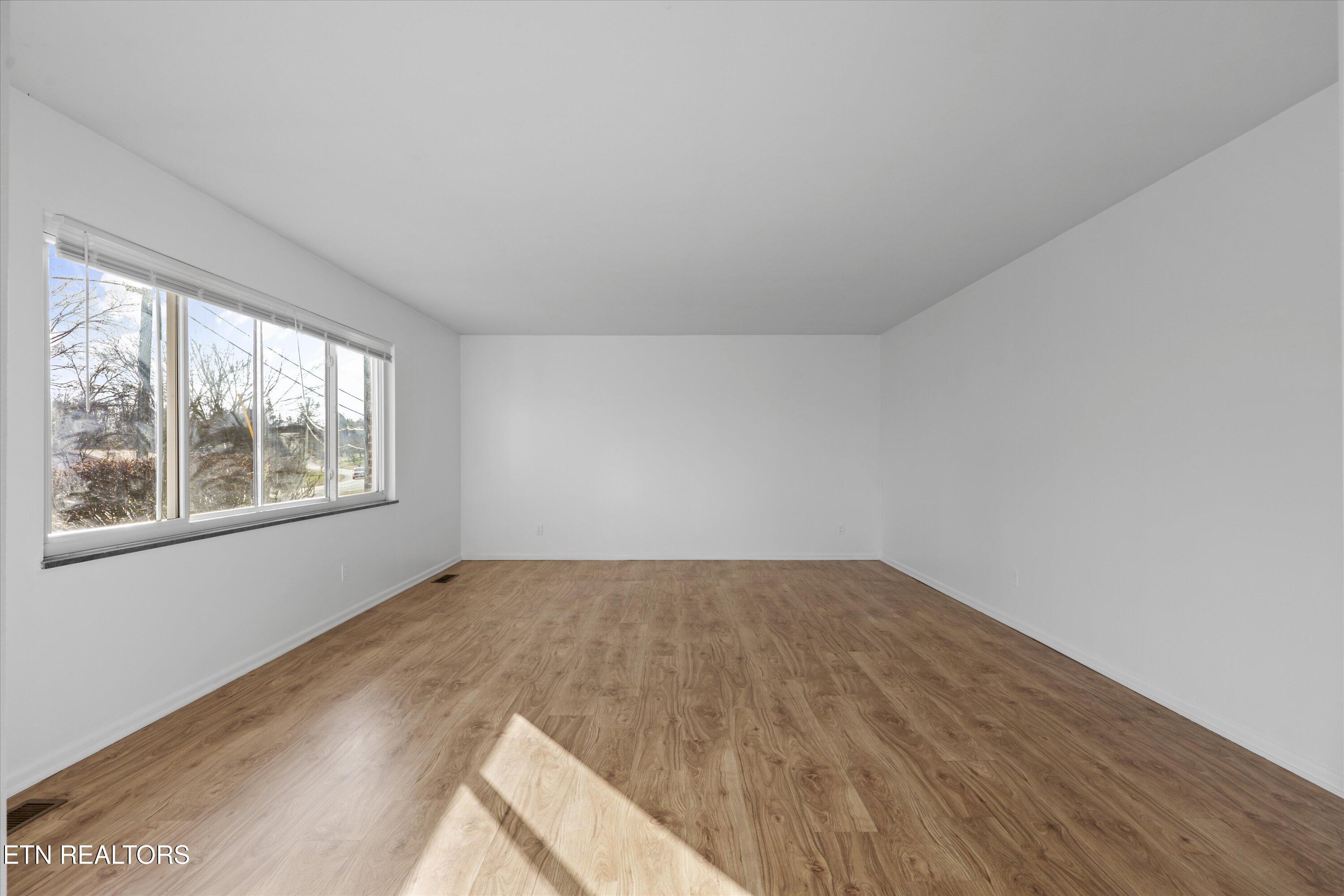 109 Westwood Drive Clinton TN 37716