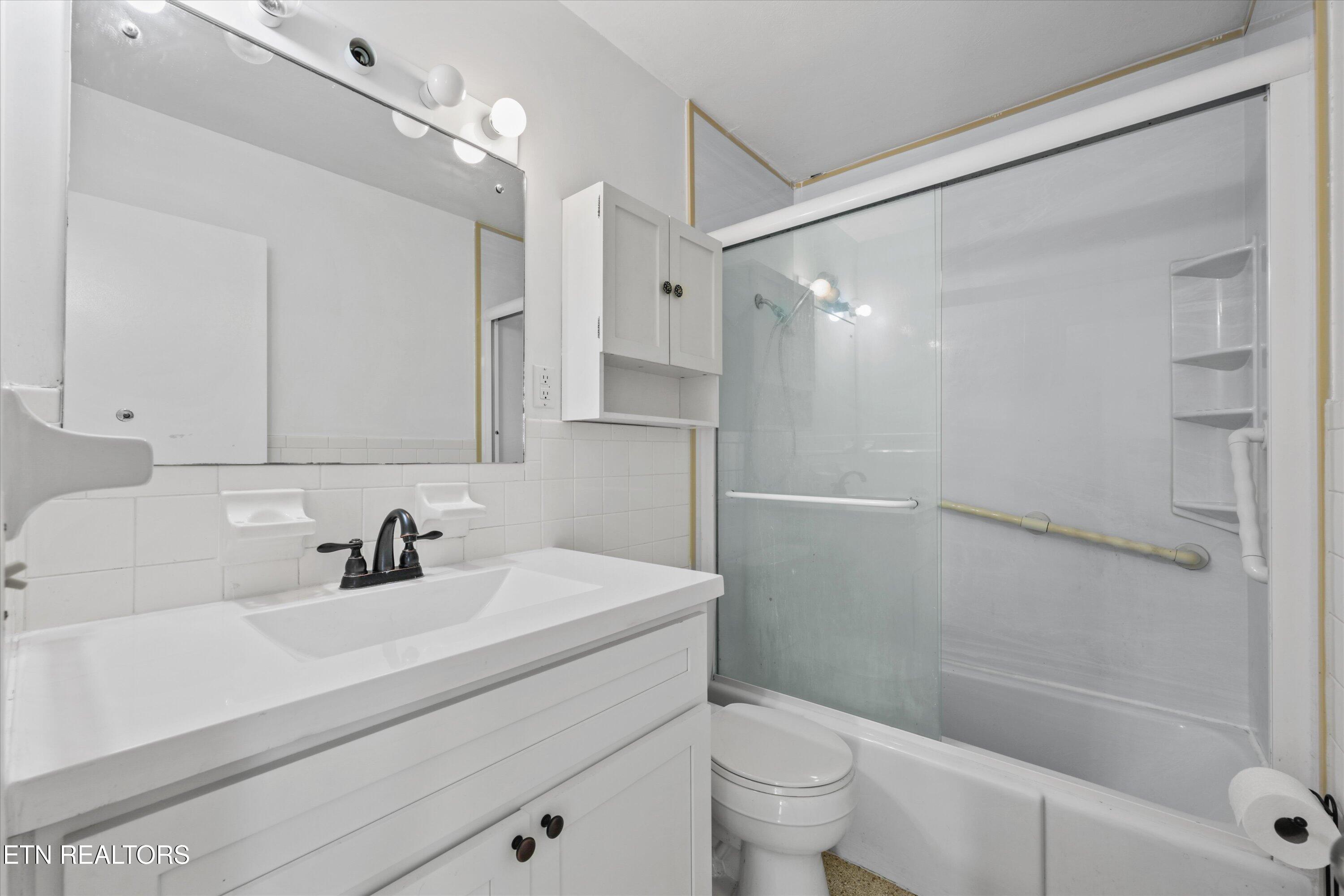 109 Westwood Drive Clinton TN 37716